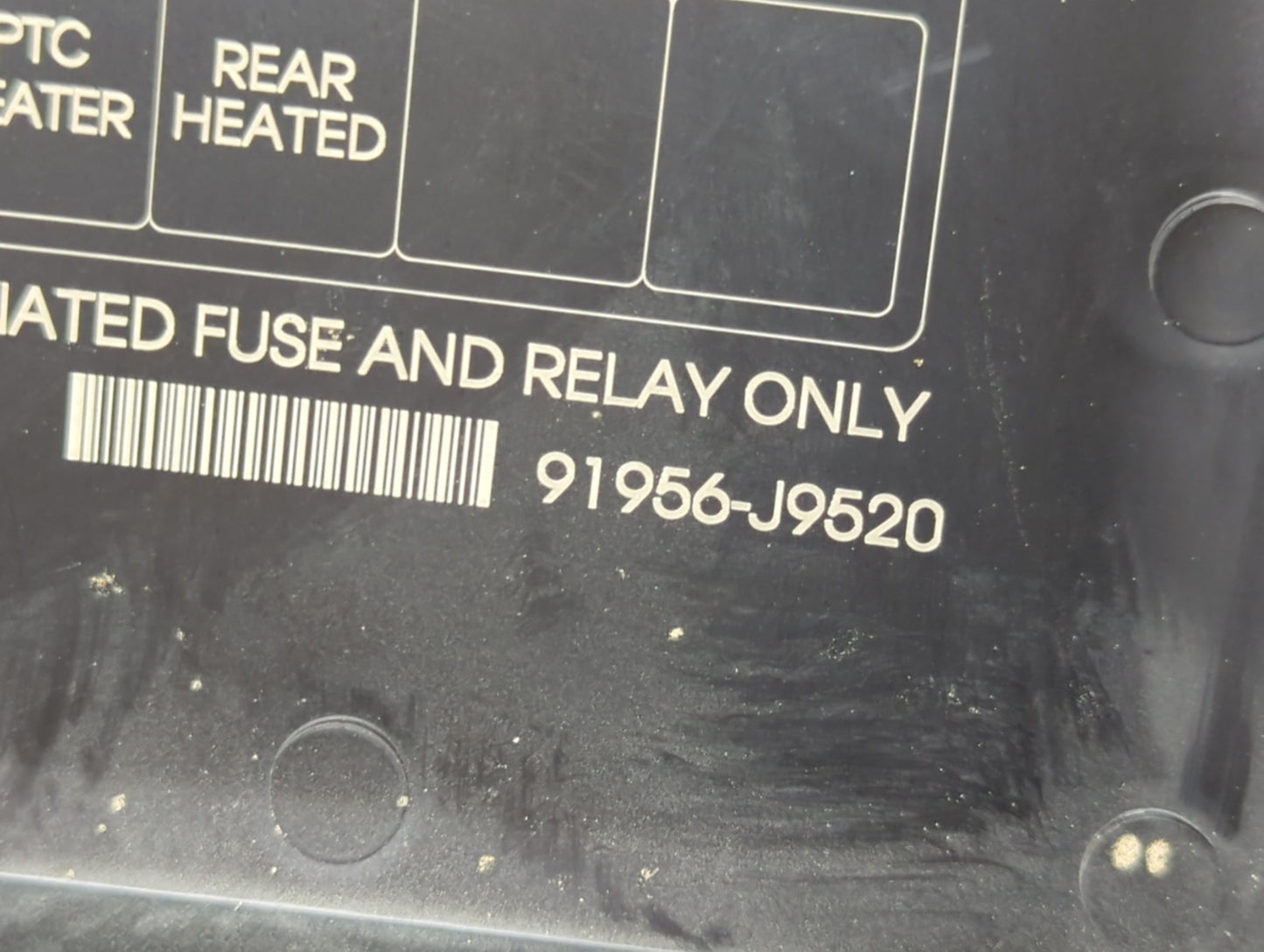 2018-2021 Hyundai Kona Fusebox Fuse Box Panel Relay Module P/N:18980-09620 18980-09631, 39160-37110 Fits Fits 2018 2019 2020