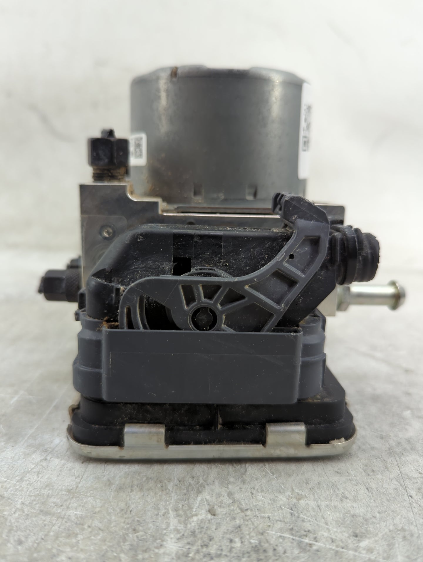 2018-2021 Hyundai Kona ABS Pump Control Module Replacement Fits Fits 2018 2019 2020 2021 OEM Used Auto Parts - Oemusedautopa