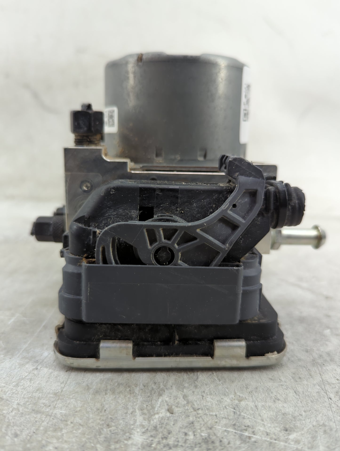 2018-2021 Hyundai Kona ABS Pump Control Module Replacement Fits Fits 2018 2019 2020 2021 OEM Used Auto Parts - Oemusedautopa