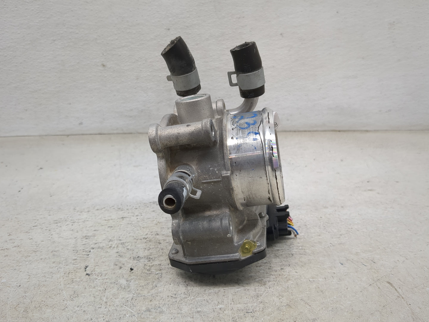 2018-2021 Hyundai Kona Throttle Body P/N:35100-2B340 Fits Fits 2015 2016 2017 2018 2019 2020 2021 2022 OEM Used Auto Parts -