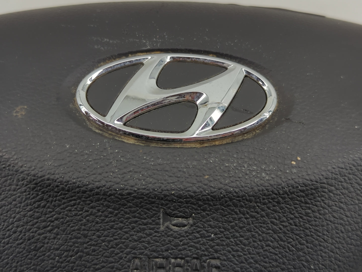 2018-2022 Hyundai Kona Air Bag Driver Left Steering Wheel Mounted - Oemusedautoparts1.com