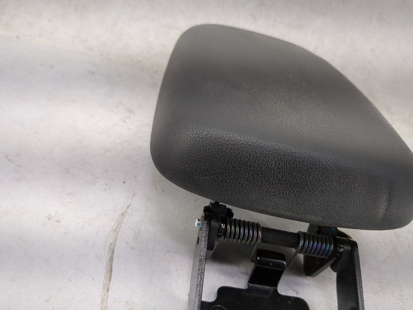 2021 Hyundai Kona Center Console Armrest Cover Lid Fits OEM Used Auto Parts - Oemusedautoparts1.com