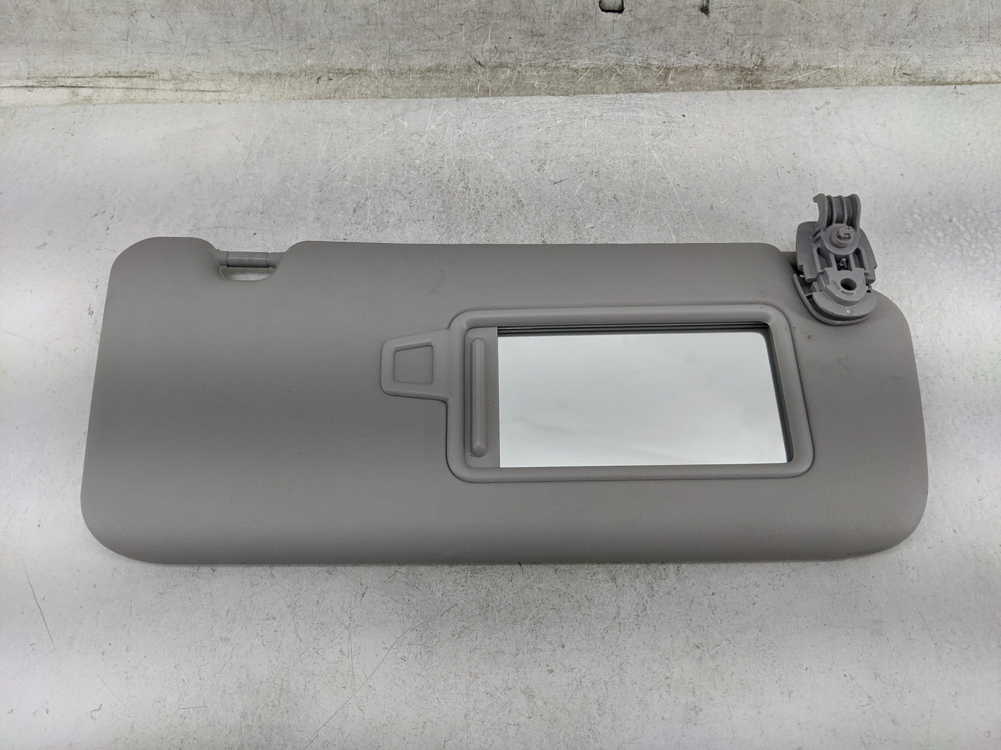 2018-2021 Hyundai Kona Sun Visor Shade Replacement Passenger Right Mirror Fits Fits 2018 2019 2020 2021 OEM Used Auto Parts 