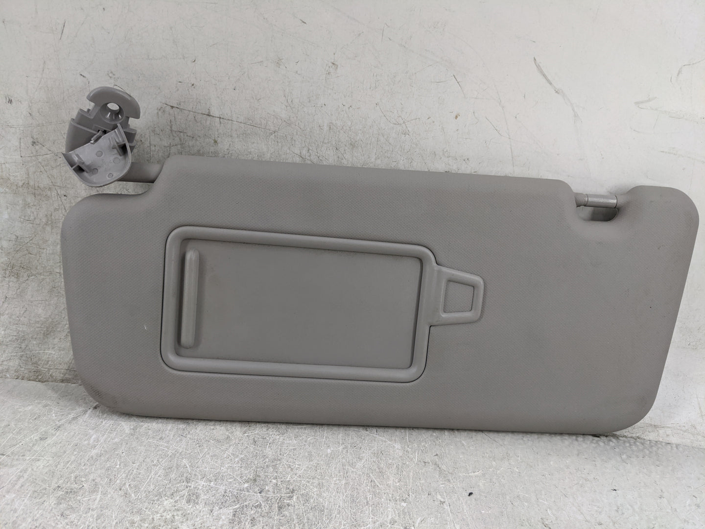 2018-2021 Hyundai Kona Sun Visor Shade Replacement Driver Left Mirror Fits Fits 2018 2019 2020 2021 OEM Used Auto Parts - Oe