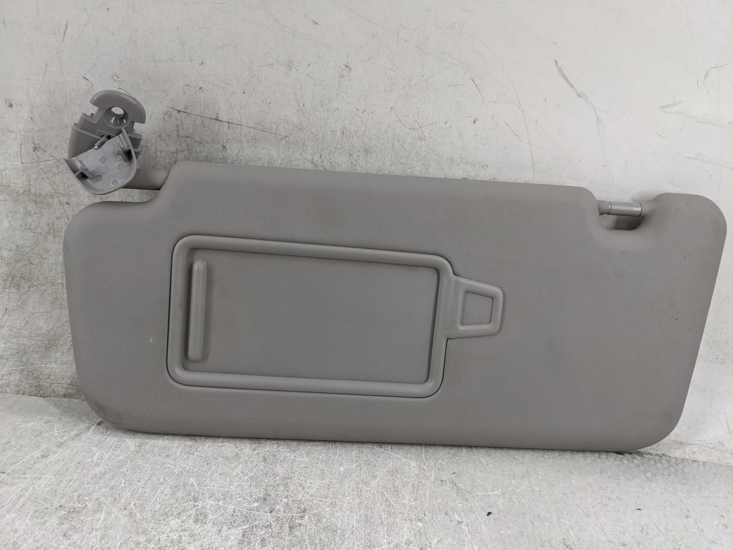 2018-2021 Hyundai Kona Sun Visor Shade Replacement Driver Left Mirror Fits Fits 2018 2019 2020 2021 OEM Used Auto Parts - Oe