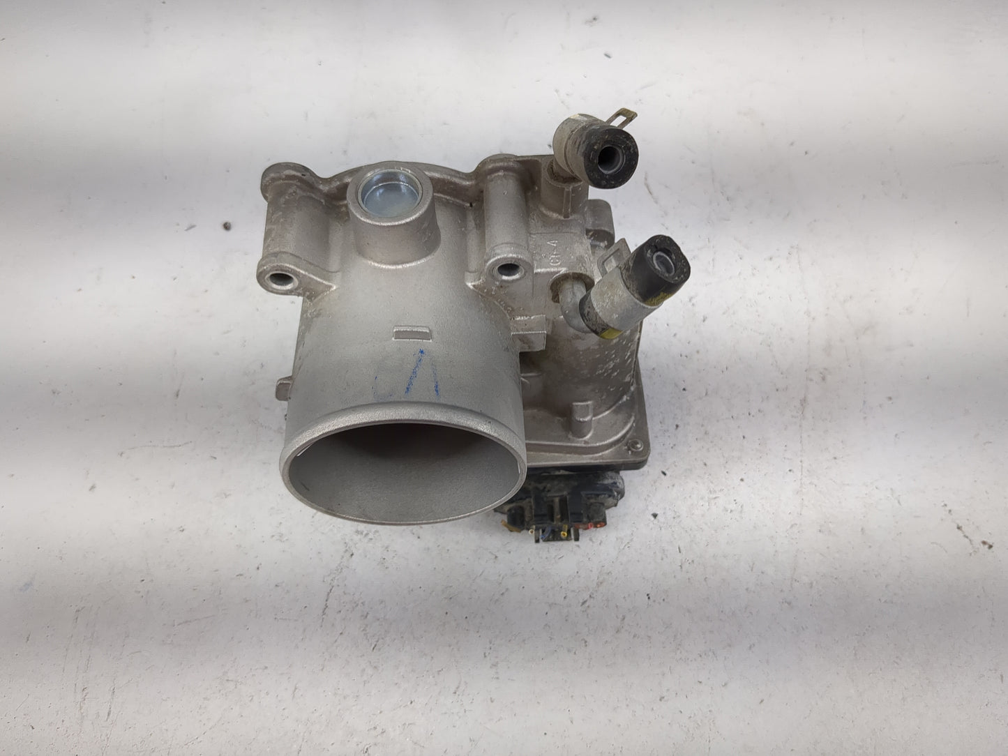 2018-2021 Hyundai Kona Throttle Body P/N:35100-2E400 5532 07D31 Fits Fits 2012 2013 2014 2015 2016 2018 2019 2020 2021 OEM U