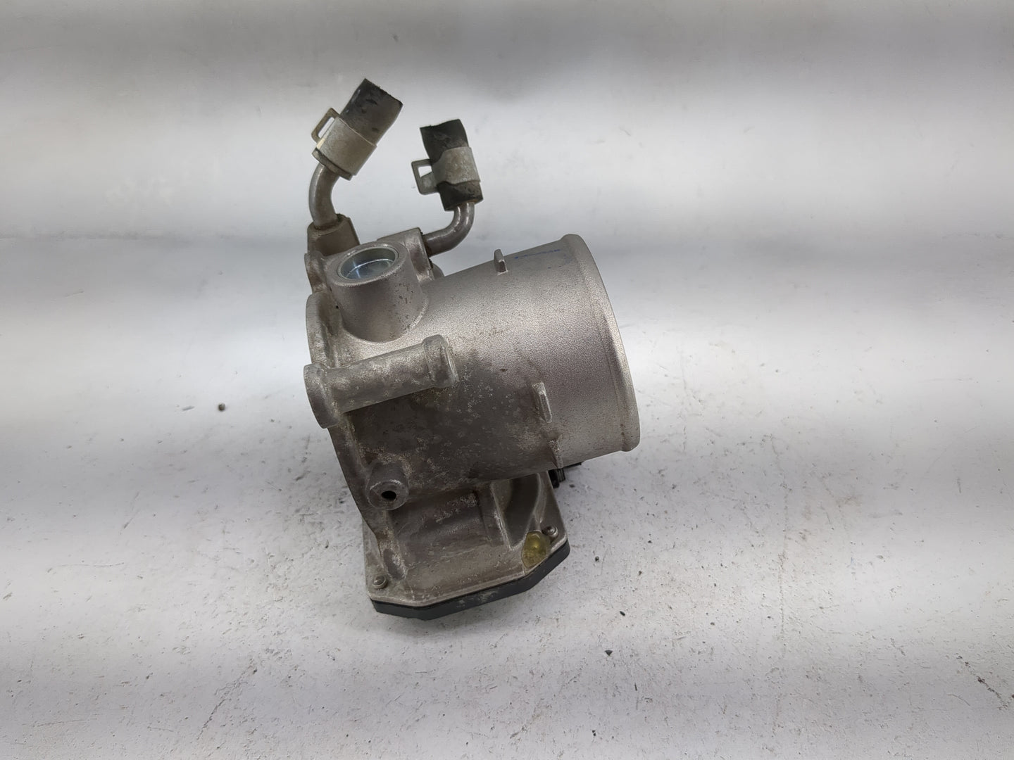 2018-2021 Hyundai Kona Throttle Body P/N:35100-2E400 5532 07D31 Fits Fits 2012 2013 2014 2015 2016 2018 2019 2020 2021 OEM U