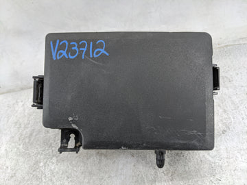 2018-2021 Hyundai Kona Fusebox Fuse Box Panel Relay Module P/N:91227-J9311 Fits Fits 2018 2019 2020 2021 OEM Used Auto Parts