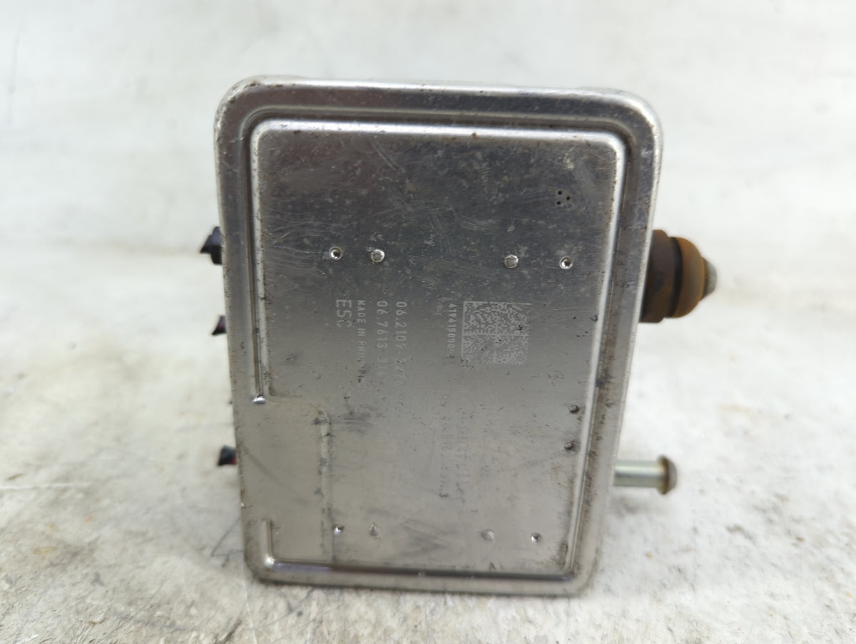 2018-2021 Hyundai Kona ABS Pump Control Module Replacement P/N:58900-J9100 35.2102-5612.4 Fits Fits 2018 2019 2020 2021 OEM 