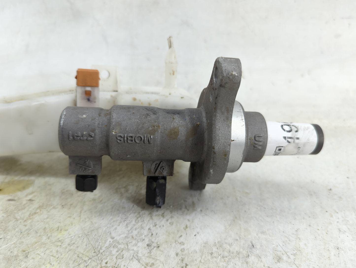 2018-2021 Hyundai Kona Brake Master Cylinder 1496681 - Oemusedautoparts1.com