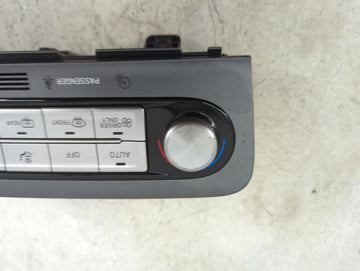 2021 Hyundai Kona Climate Control Module Temperature AC/Heater Replacement P/N:97250-K4XXX Fits OEM Used Auto Parts