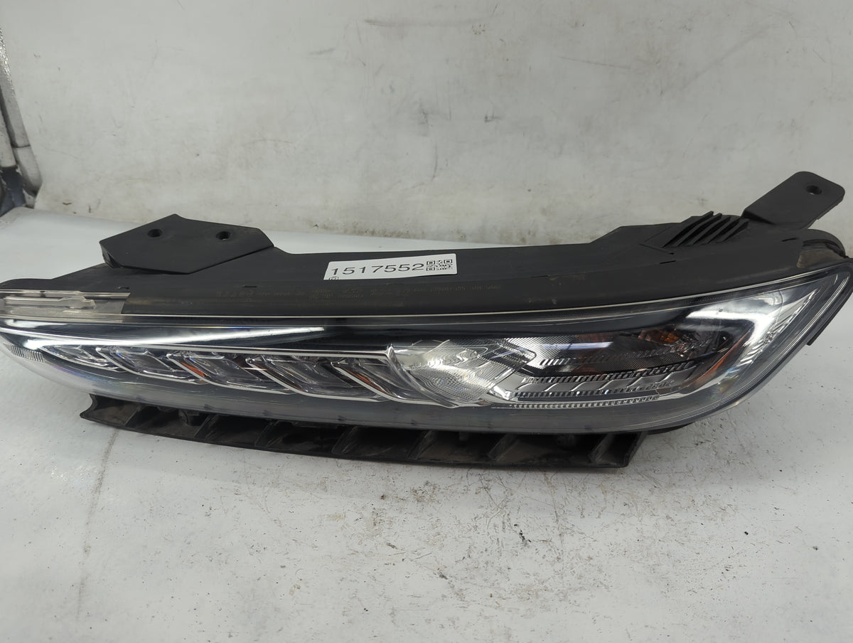 2018-2021 Hyundai Kona Driver Left Oem Front Light Lamp Black - Oemusedautoparts1.com