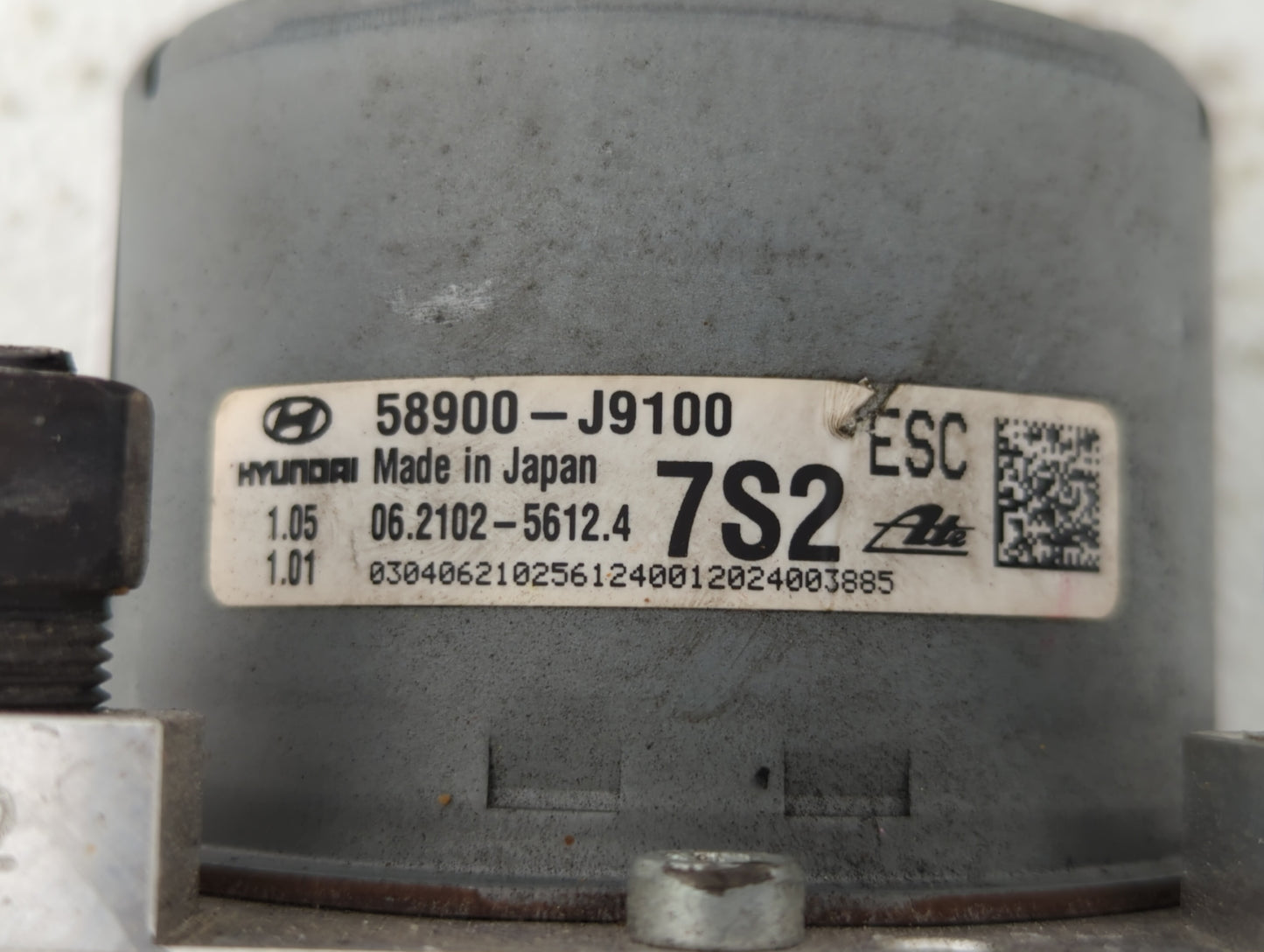 2018-2019 Hyundai Kona ABS Pump Control Module Replacement P/N:58900-J9100 Fits Fits 2018 2019 OEM Used Auto Parts - Oemused