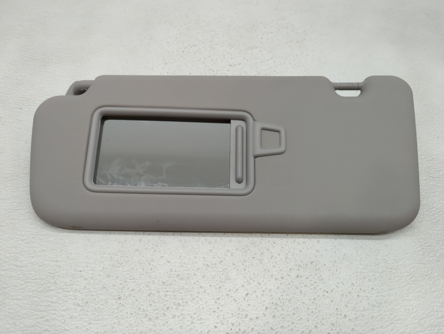 2018-2021 Hyundai Kona Sun Visor Shade Replacement Passenger Right Mirror Fits Fits 2018 2019 2020 2021 OEM Used Auto Parts 