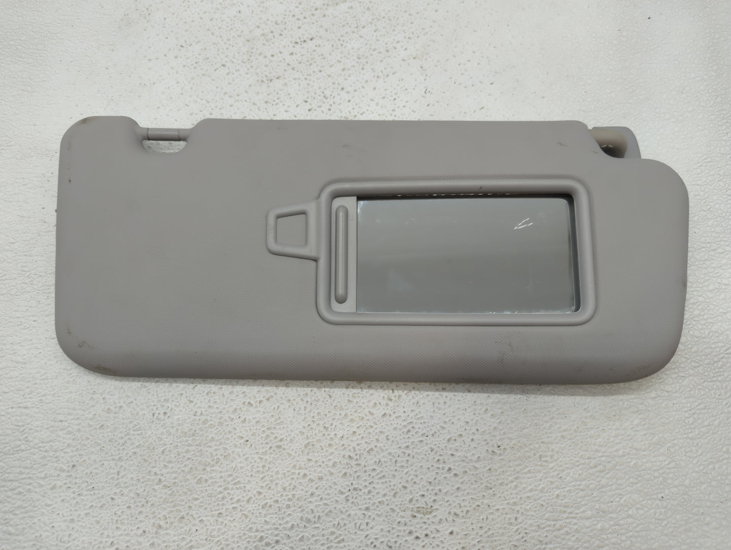 2018-2021 Hyundai Kona Sun Visor Shade Replacement Passenger Right Mirror Fits Fits 2018 2019 2020 2021 OEM Used Auto Parts 