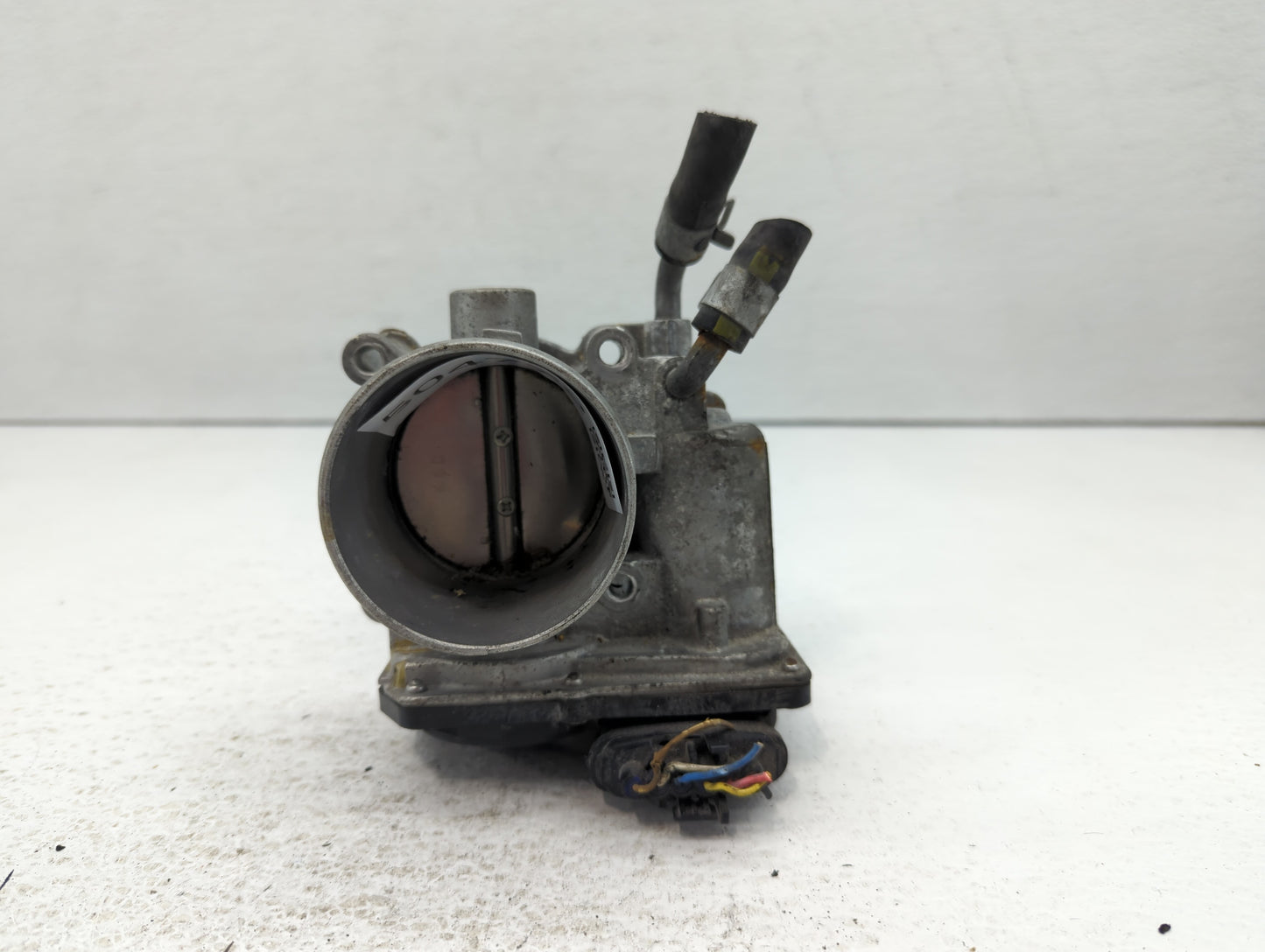 2018-2021 Hyundai Kona Throttle Body P/N:5532 07D02 Fits Fits 2012 2013 2014 2015 2016 2018 2019 2020 2021 OEM Used Auto Par
