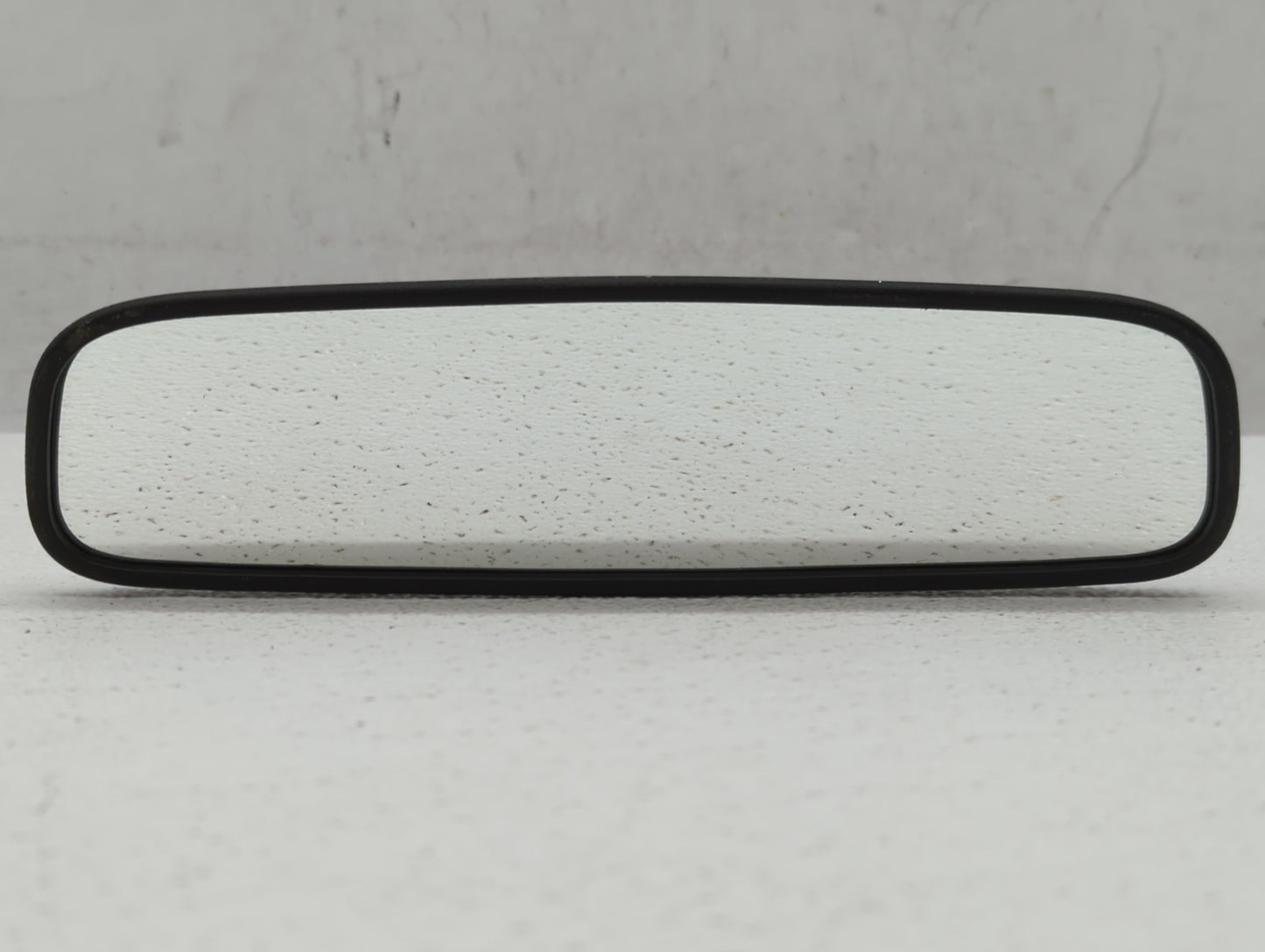 2018-2021 Hyundai Kona Interior Rear View Mirror Replacement OEM P/N:E13049848 Fits OEM Used Auto Parts - Oemusedautoparts1.