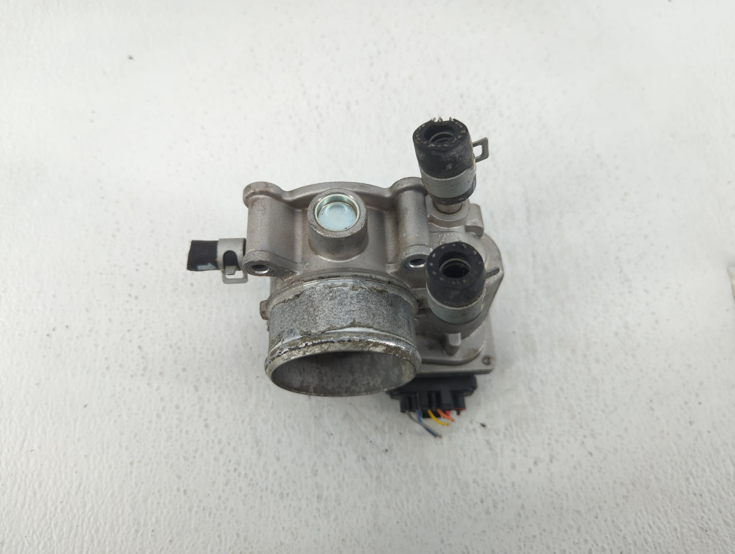 2018-2021 Hyundai Kona Throttle Body P/N:35100-2B340 Fits Fits 2015 2016 2017 2018 2019 2020 2021 2022 OEM Used Auto Parts -