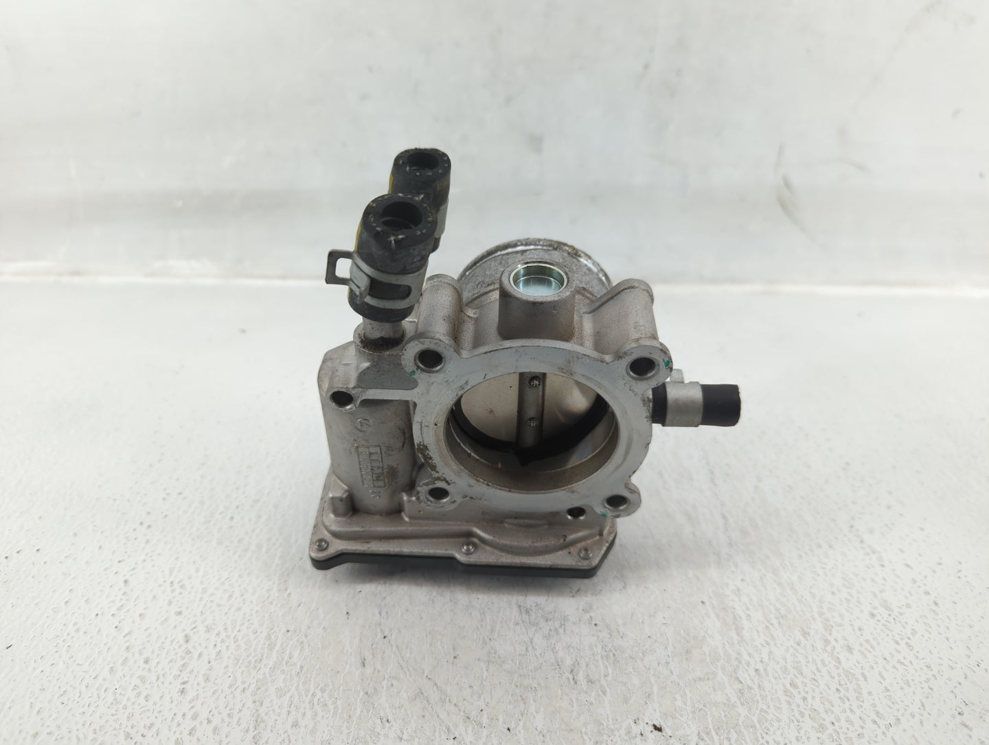 2018-2021 Hyundai Kona Throttle Body P/N:35100-2B340 Fits Fits 2015 2016 2017 2018 2019 2020 2021 2022 OEM Used Auto Parts -