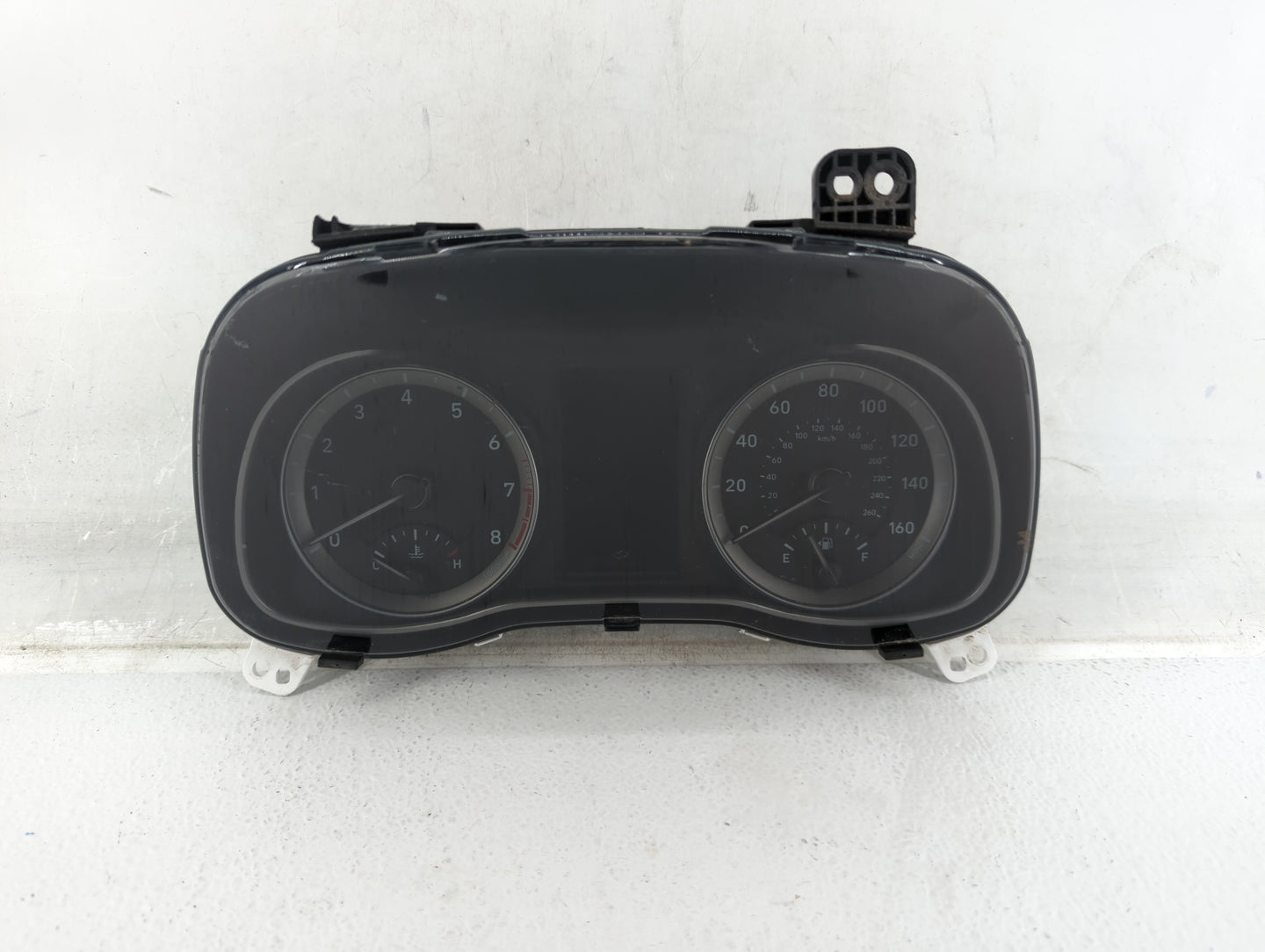 2019-2021 Hyundai Kona Instrument Cluster Speedometer Gauges P/N:94021J9330 Miles: Fits Fits 2019 2020 2021 OEM Used Auto Pa