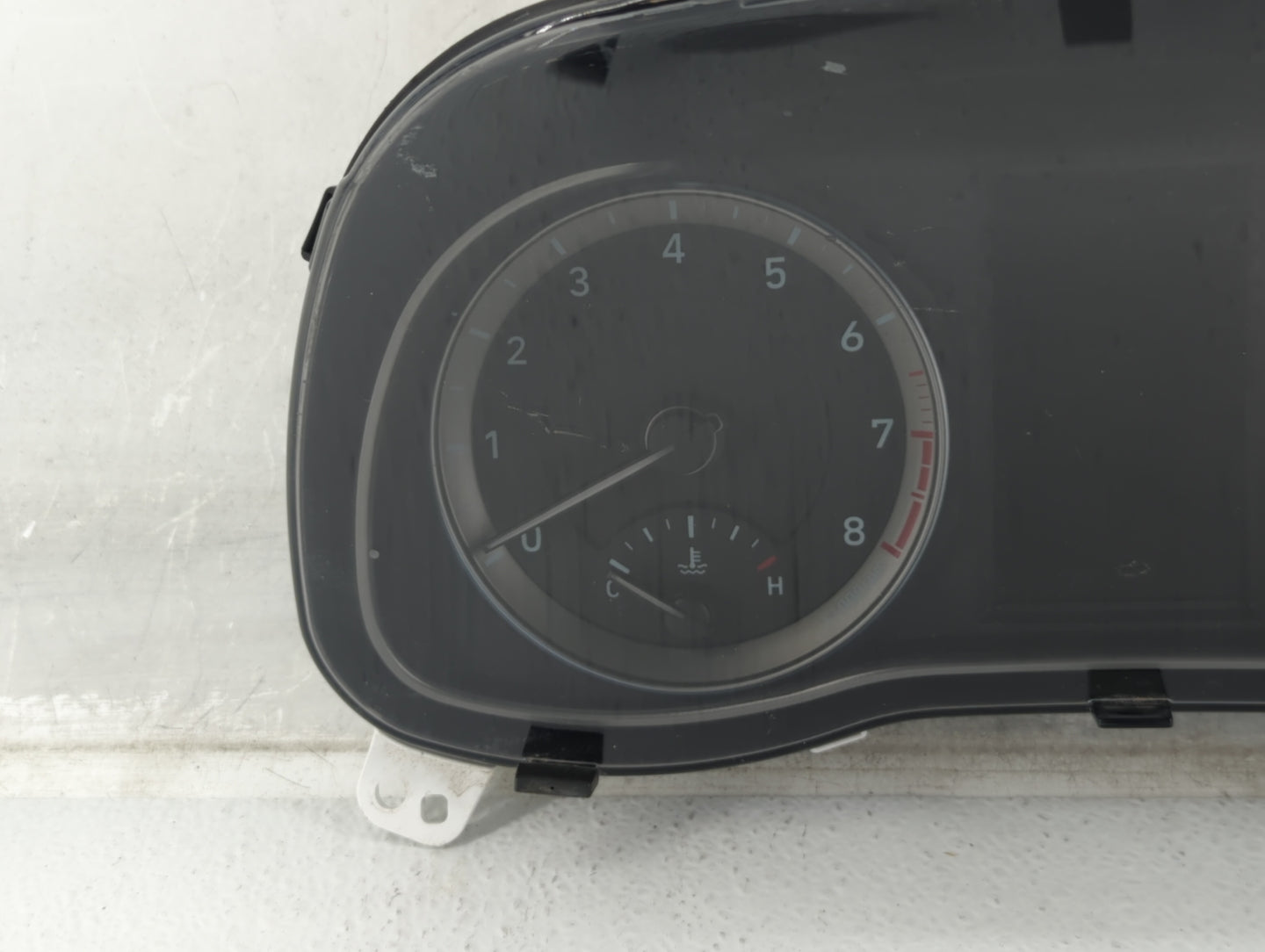 2019-2021 Hyundai Kona Instrument Cluster Speedometer Gauges P/N:94021J9330 Miles: Fits Fits 2019 2020 2021 OEM Used Auto Pa