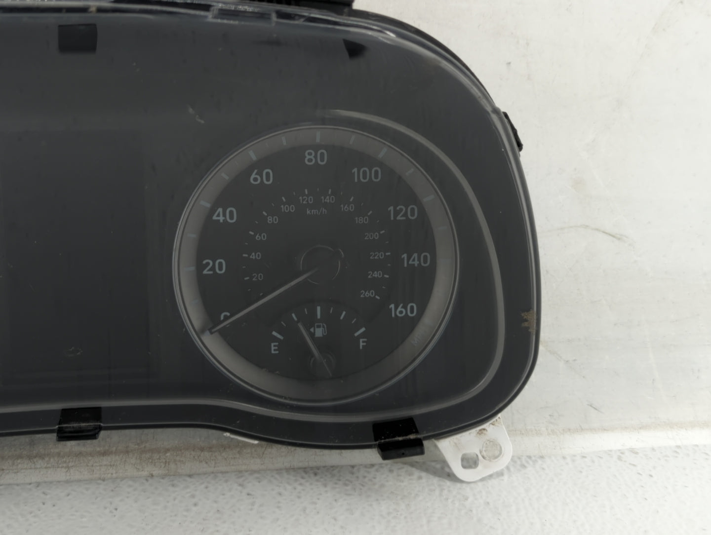 2019-2021 Hyundai Kona Instrument Cluster Speedometer Gauges P/N:94021J9330 Miles: Fits Fits 2019 2020 2021 OEM Used Auto Pa