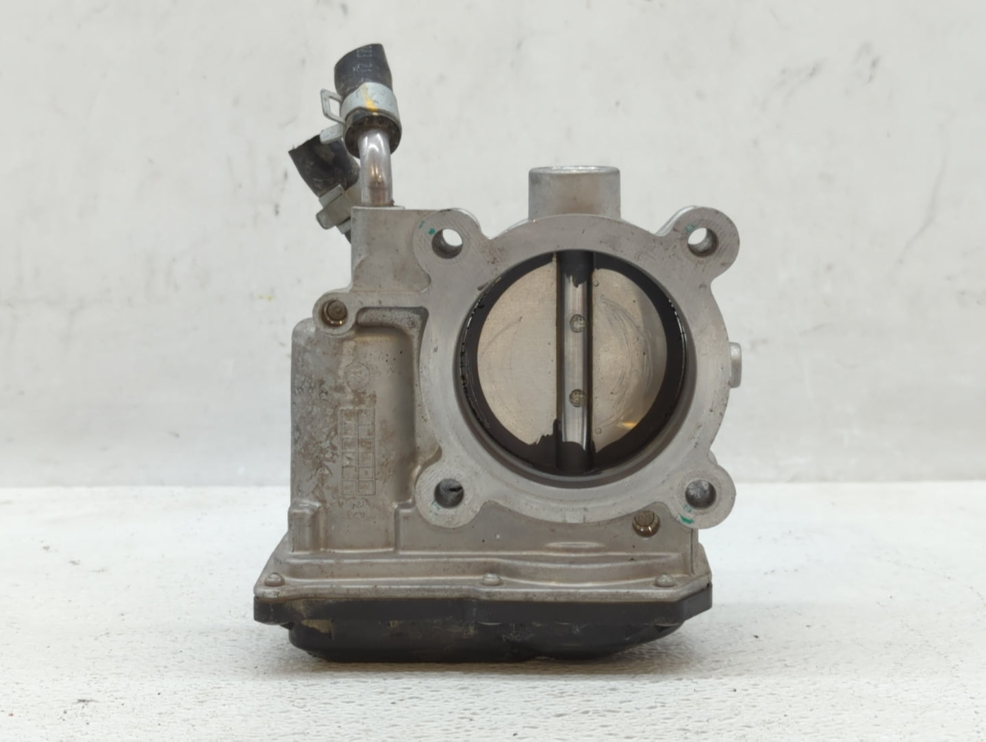 2018-2021 Hyundai Kona Throttle Body P/N:35100-2E400 Fits Fits 2012 2013 2014 2015 2016 2018 2019 2020 2021 OEM Used Auto Pa