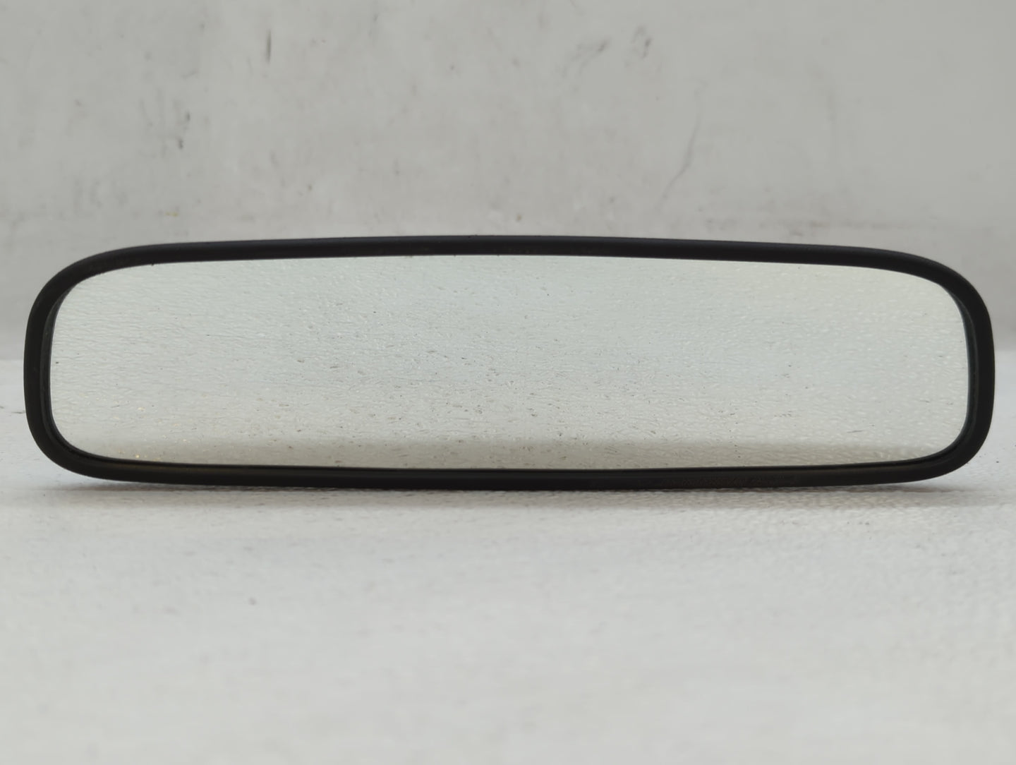 2018-2021 Hyundai Kona Interior Rear View Mirror Replacement OEM P/N:E13049848 Fits OEM Used Auto Parts - Oemusedautoparts1.