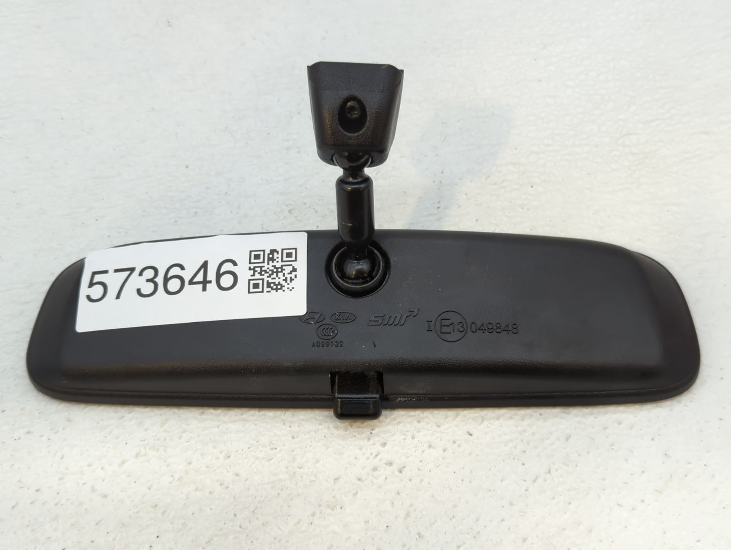 2018-2021 Hyundai Kona Interior Rear View Mirror Replacement OEM P/N:E13049848 Fits OEM Used Auto Parts - Oemusedautoparts1.