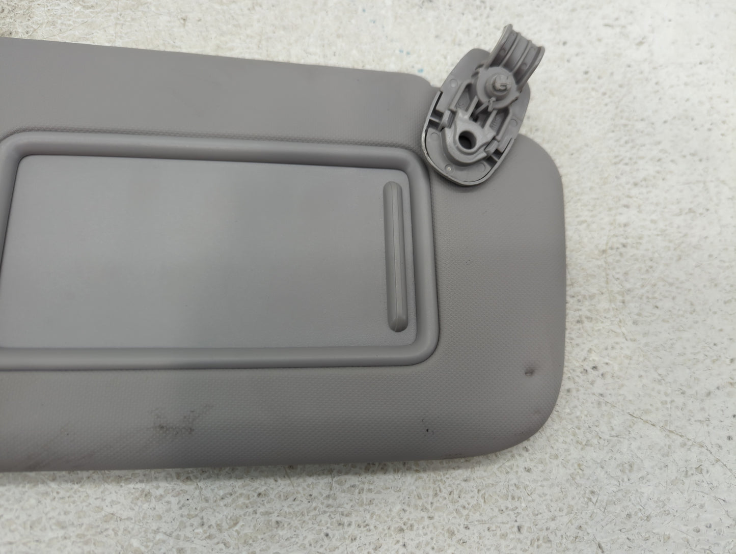 2018-2021 Hyundai Kona Sun Visor Shade Replacement Passenger Right Mirror Fits Fits 2018 2019 2020 2021 OEM Used Auto Parts 