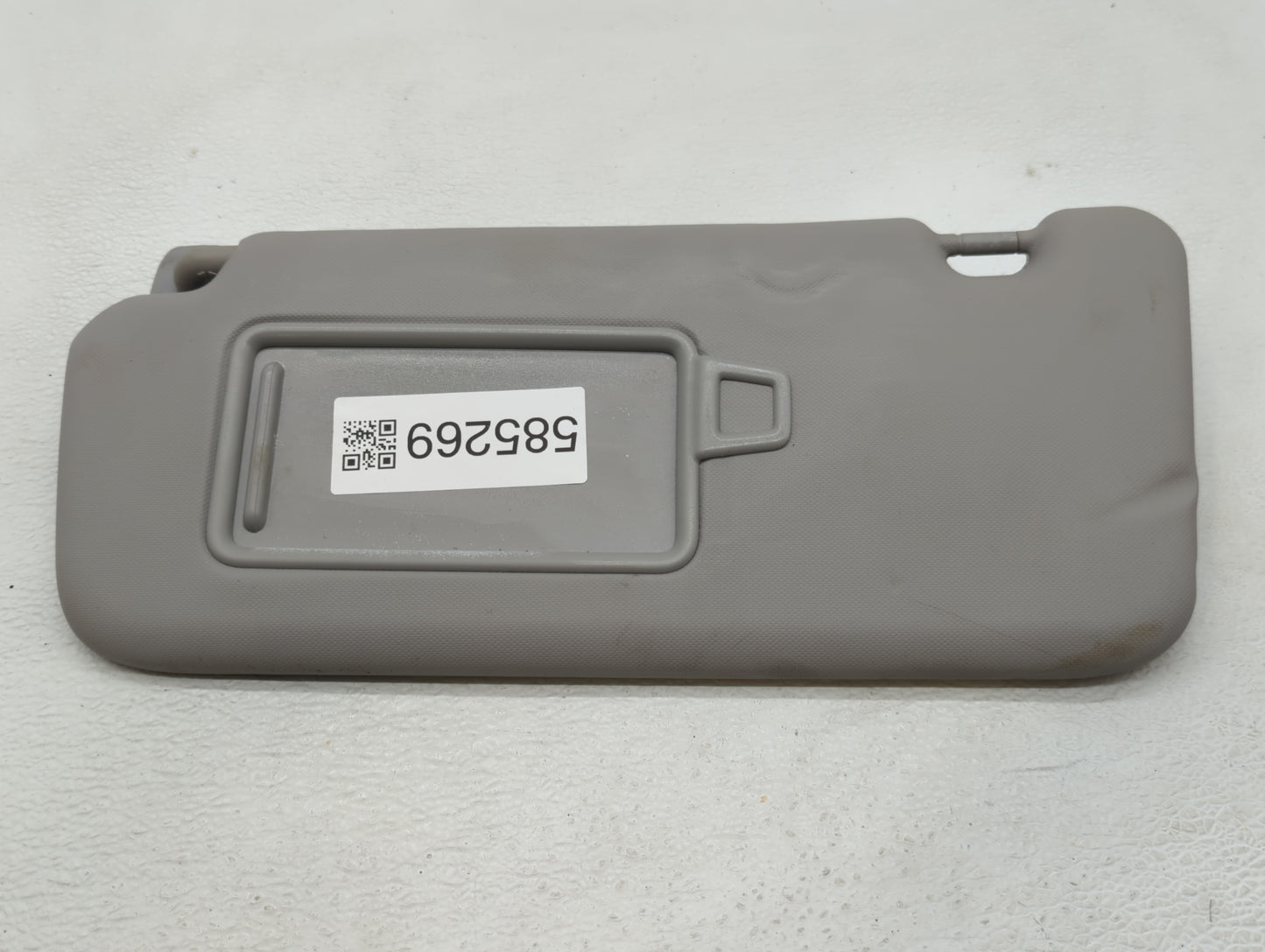 2018-2021 Hyundai Kona Sun Visor Shade Replacement Driver Left Mirror Fits Fits 2018 2019 2020 2021 OEM Used Auto Parts - Oe