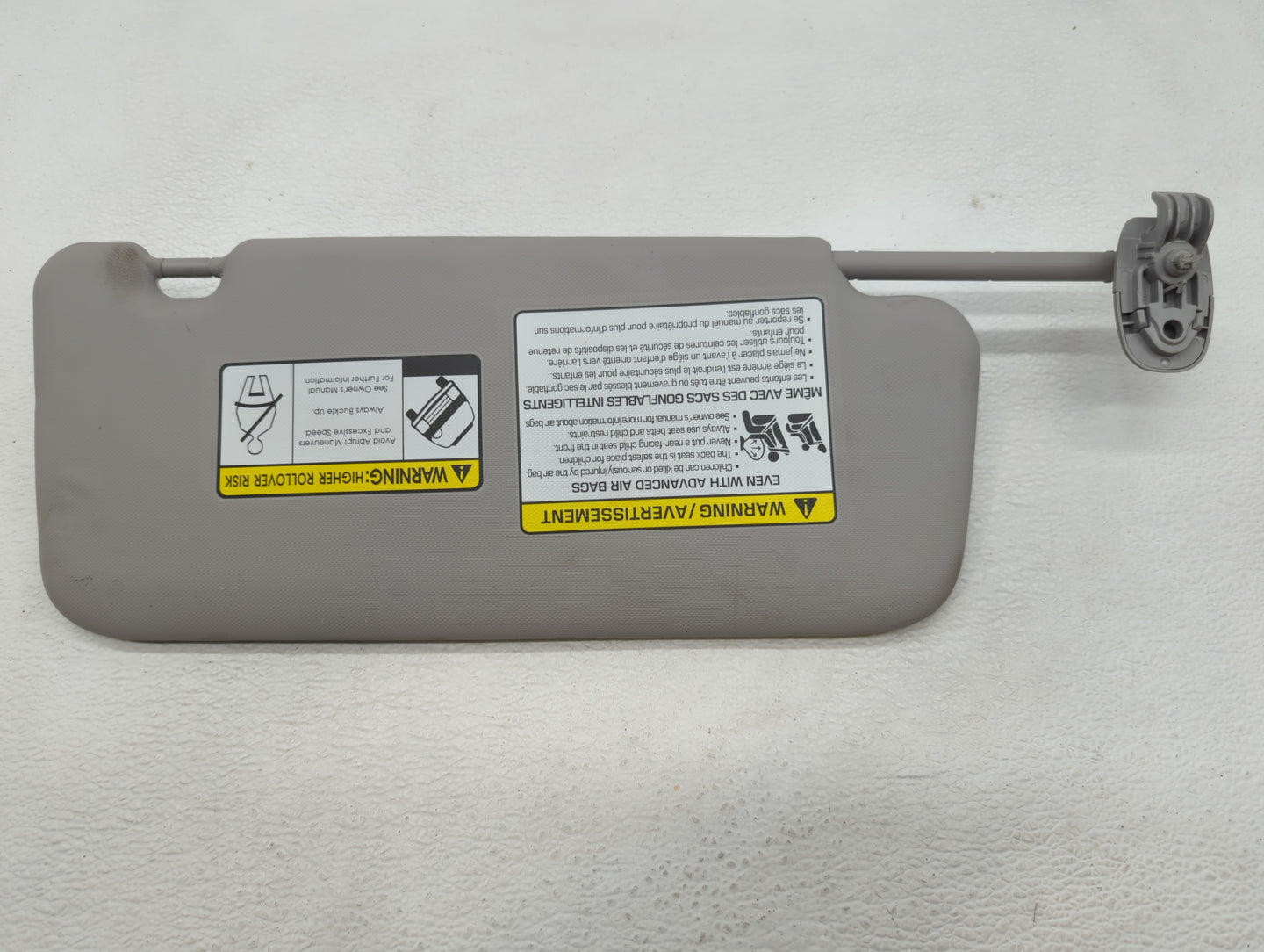 2018-2021 Hyundai Kona Sun Visor Shade Replacement Driver Left Mirror Fits Fits 2018 2019 2020 2021 OEM Used Auto Parts - Oe