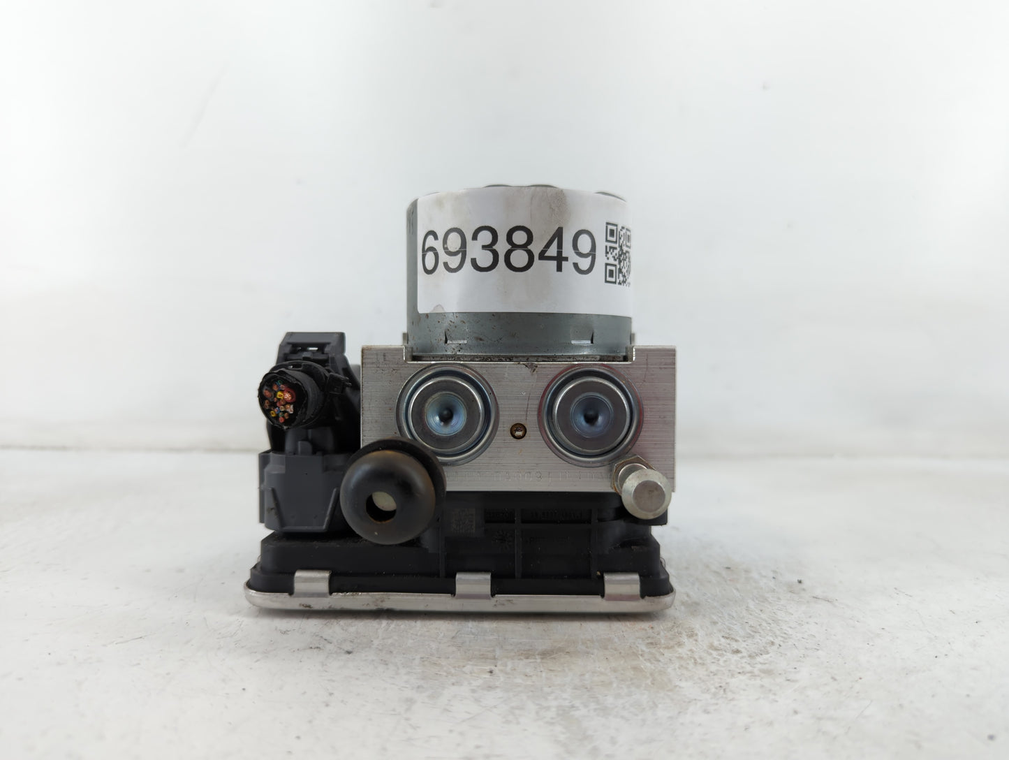 2018-2021 Hyundai Kona ABS Pump Control Module Replacement P/N:58900-J9100 Fits Fits 2018 2019 2020 2021 OEM Used Auto Parts