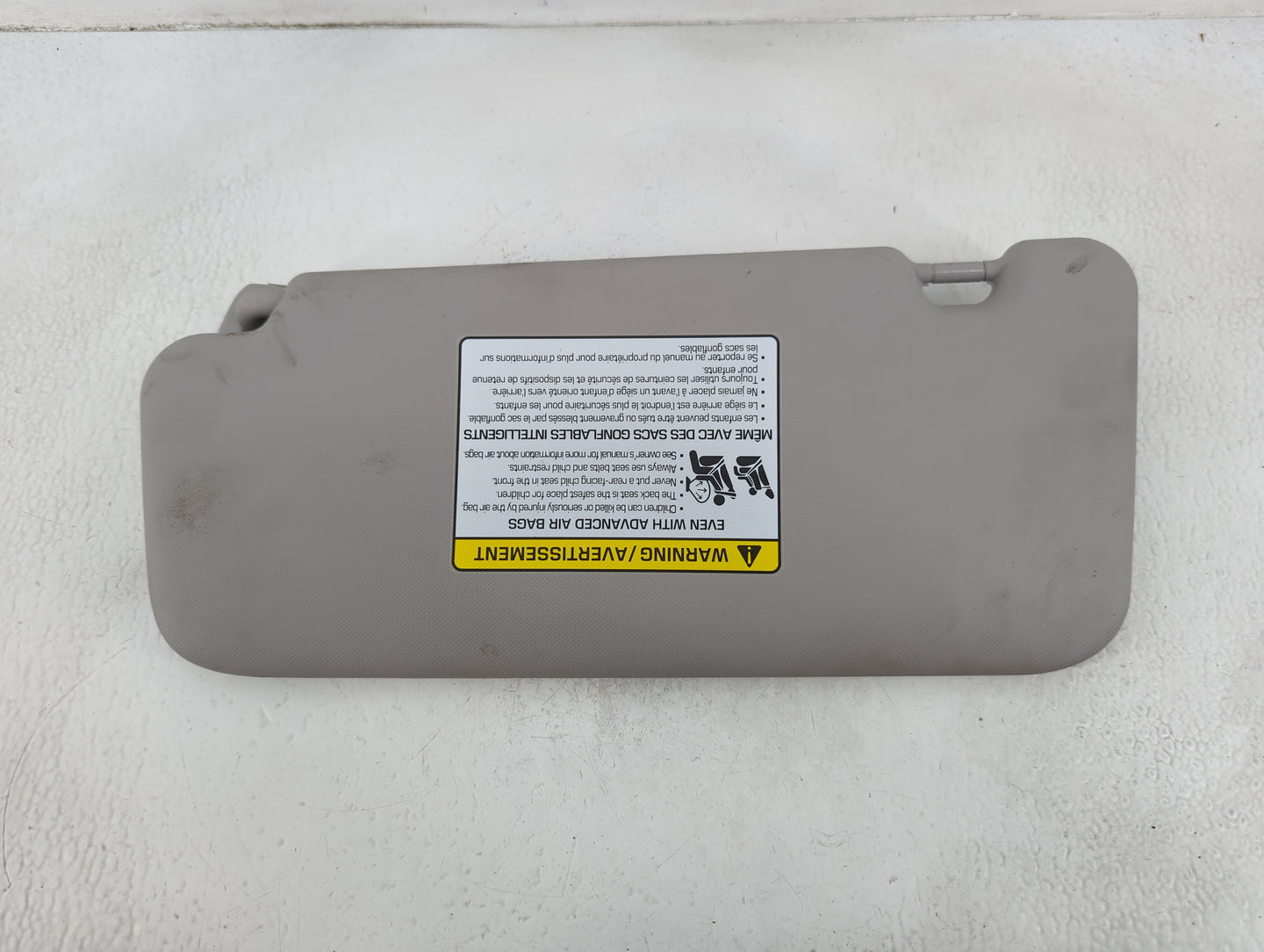 2018-2021 Hyundai Kona Sun Visor Shade Replacement Passenger Right Mirror Fits Fits 2018 2019 2020 2021 OEM Used Auto Parts 