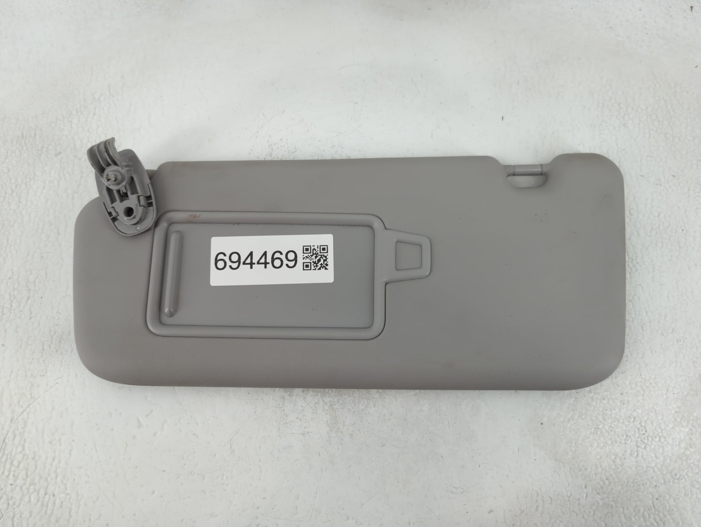 2018-2021 Hyundai Kona Sun Visor Shade Replacement Driver Left Mirror Fits Fits 2018 2019 2020 2021 OEM Used Auto Parts - Oe