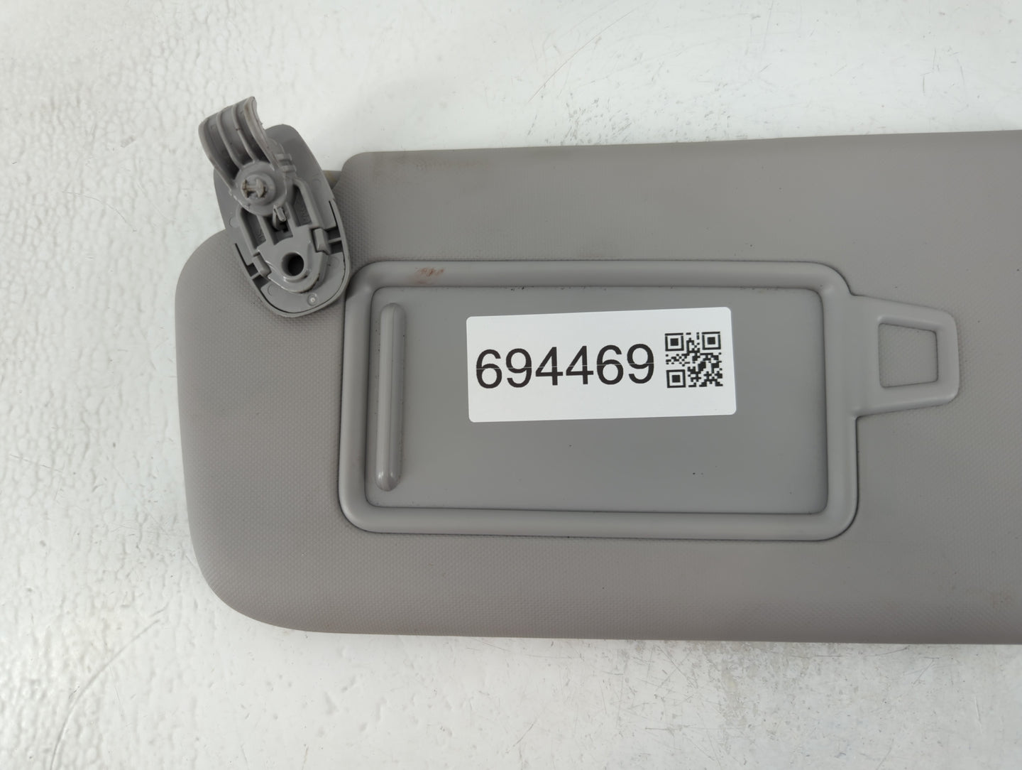 2018-2021 Hyundai Kona Sun Visor Shade Replacement Driver Left Mirror Fits Fits 2018 2019 2020 2021 OEM Used Auto Parts - Oe