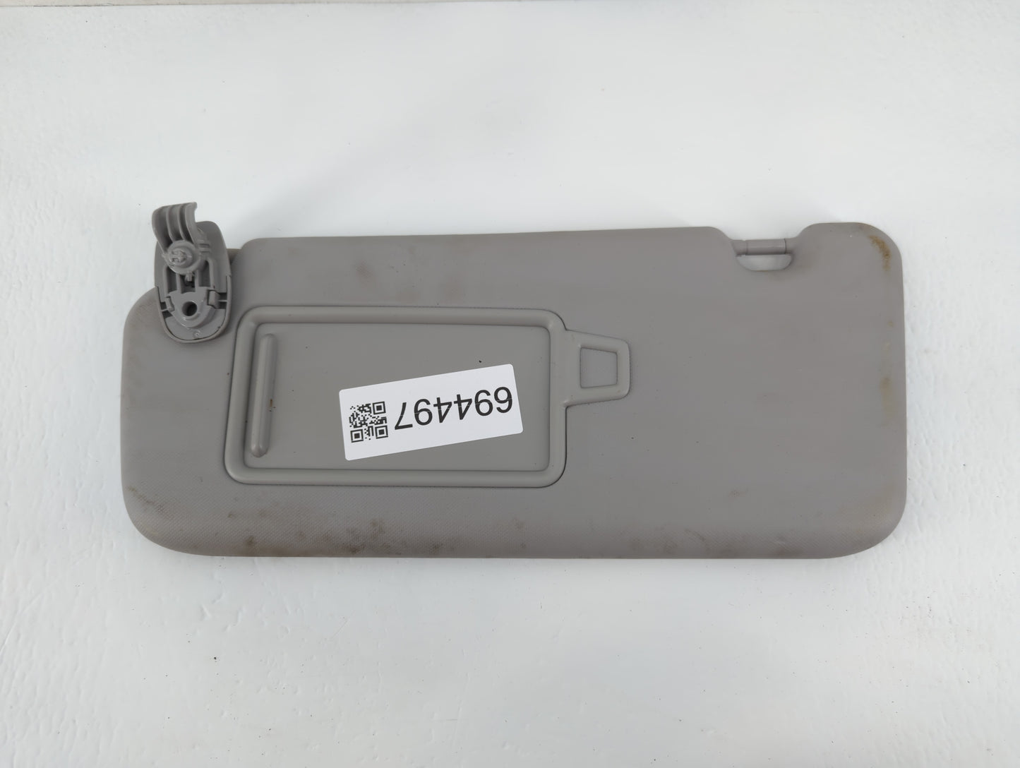 2018-2021 Hyundai Kona Sun Visor Shade Replacement Driver Left Mirror Fits Fits 2018 2019 2020 2021 OEM Used Auto Parts - Oe