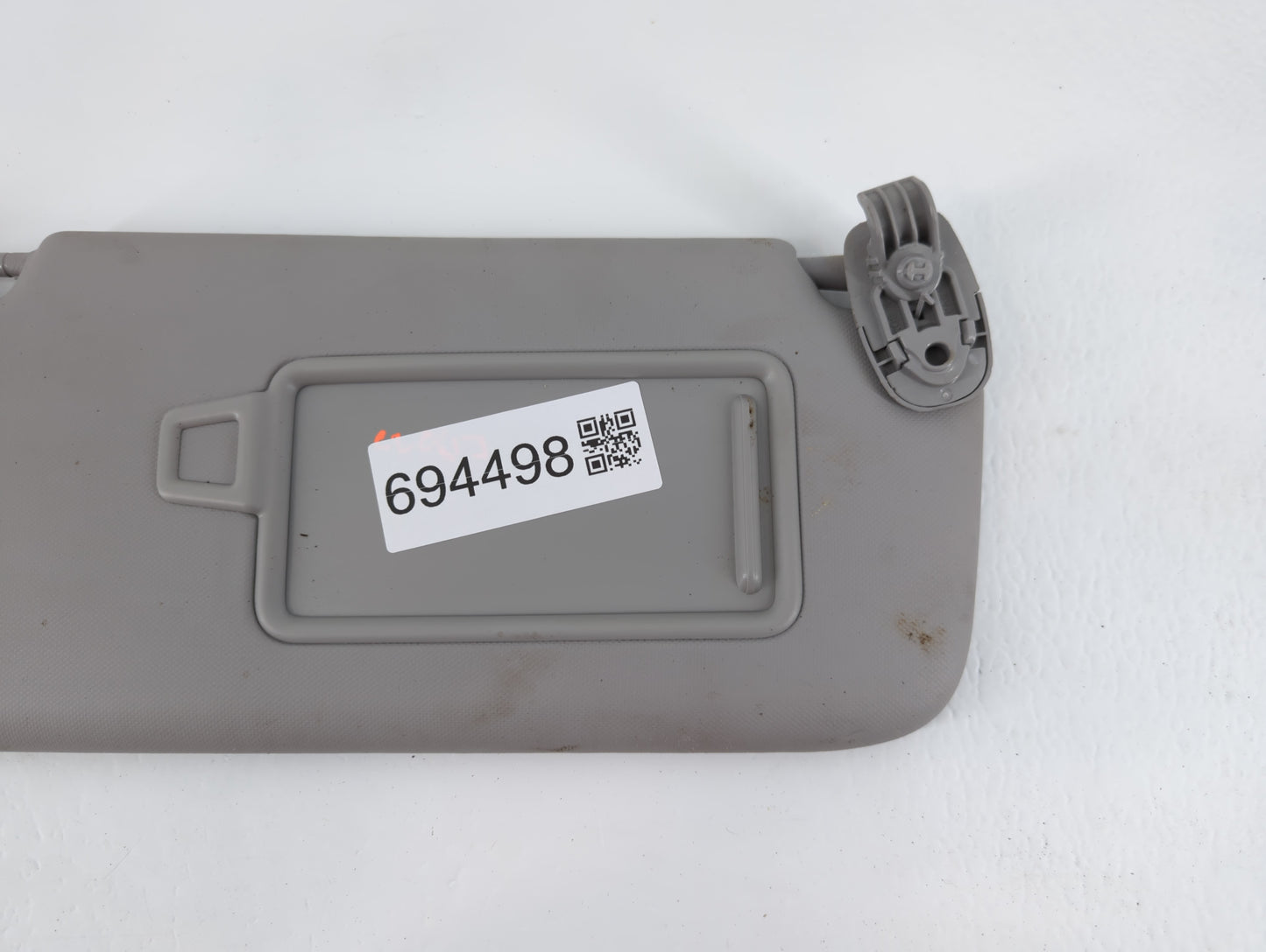 2018-2021 Hyundai Kona Sun Visor Shade Replacement Passenger Right Mirror Fits Fits 2018 2019 2020 2021 OEM Used Auto Parts 