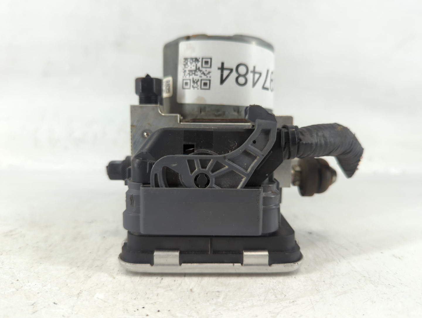 2018-2021 Hyundai Kona ABS Pump Control Module Replacement P/N:58900-J9100 Fits Fits 2018 2019 2020 2021 OEM Used Auto Parts