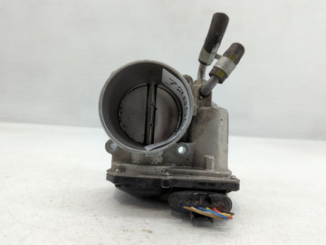 2018-2021 Hyundai Kona Throttle Body P/N:35100-25400 Fits Fits 2012 2013 2014 2015 2016 2018 2019 2020 2021 OEM Used Auto Pa