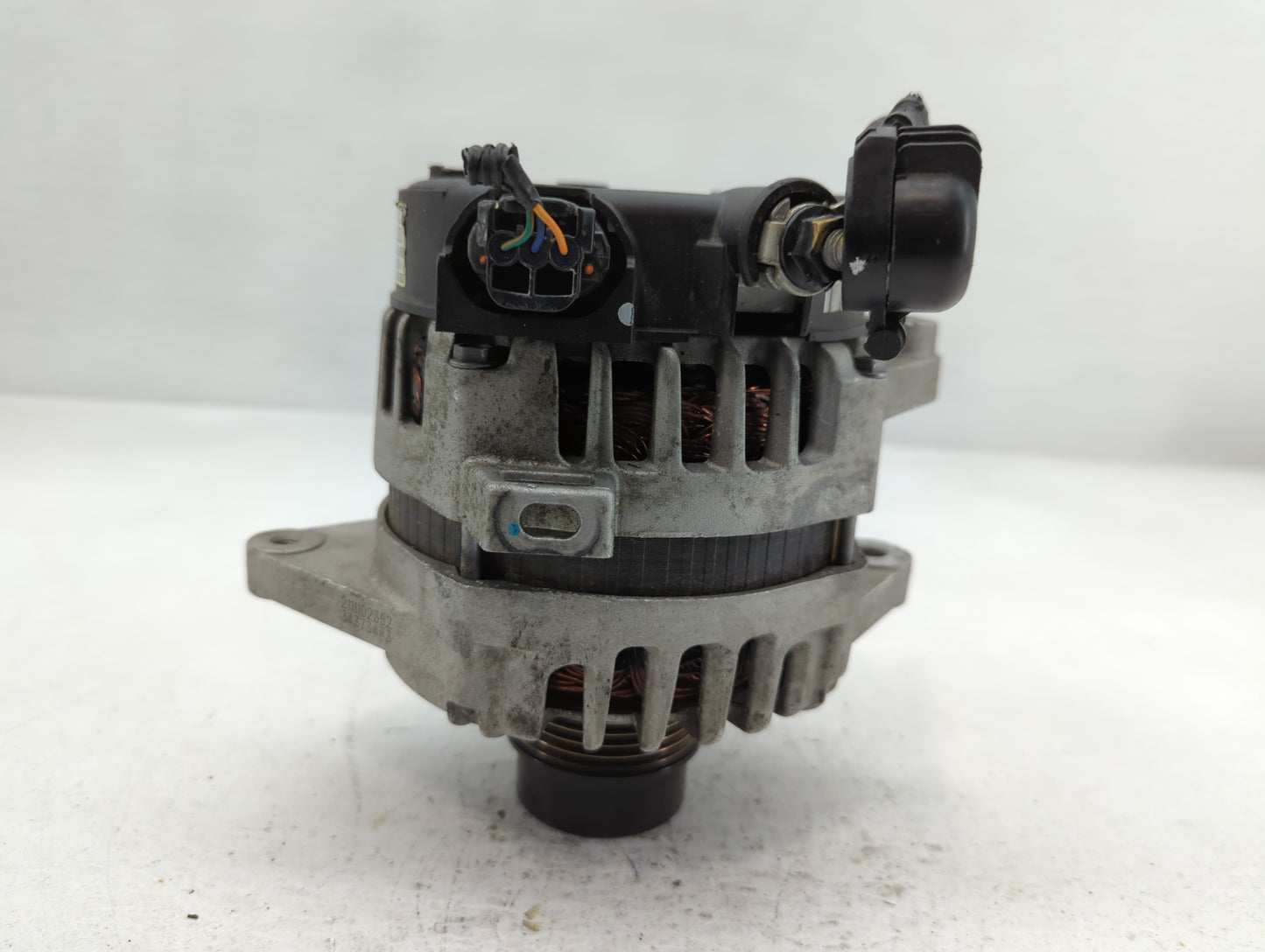 2018-2021 Hyundai Kona Alternator Replacement Generator Charging Assembly Engine OEM P/N:37300-2B960 2622503 Fits OEM Used A