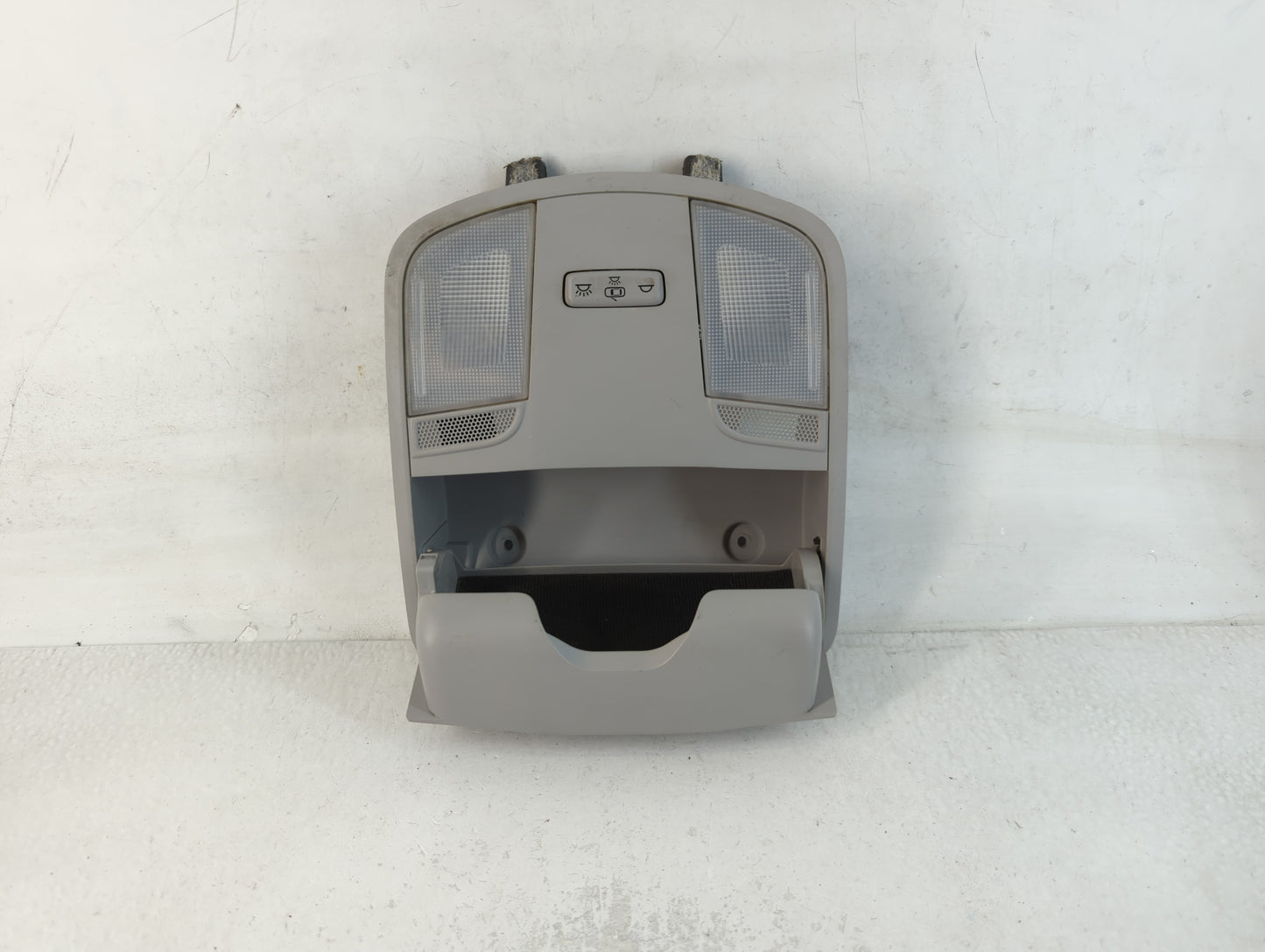 2018-2022 Hyundai Kona Overhead Roof Console 762649 - Oemusedautoparts1.com