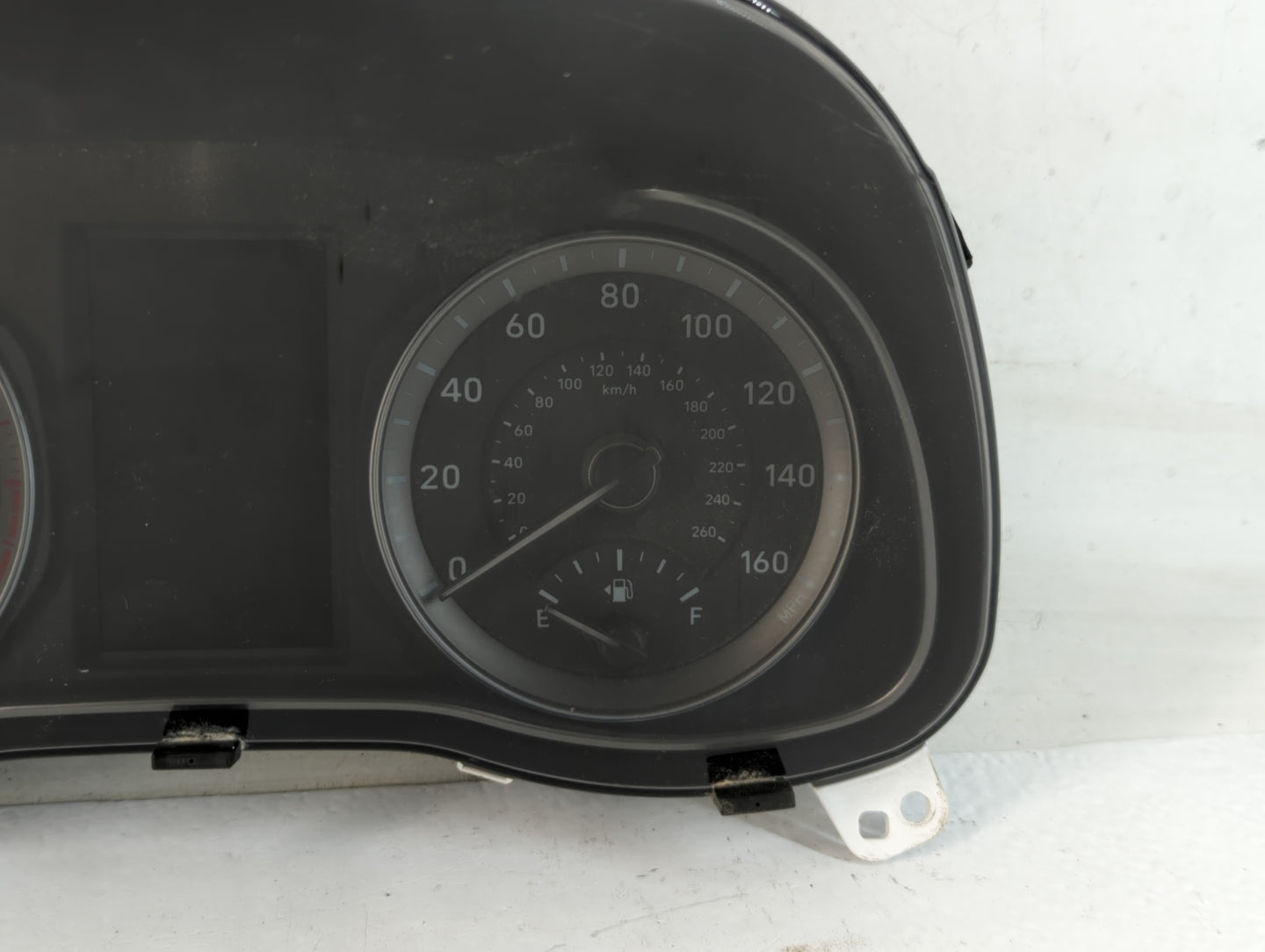 2020-2021 Hyundai Kona Instrument Cluster Speedometer Gauges P/N:IC0-19D105 94021J9320 Fits Fits 2020 2021 OEM Used Auto Par