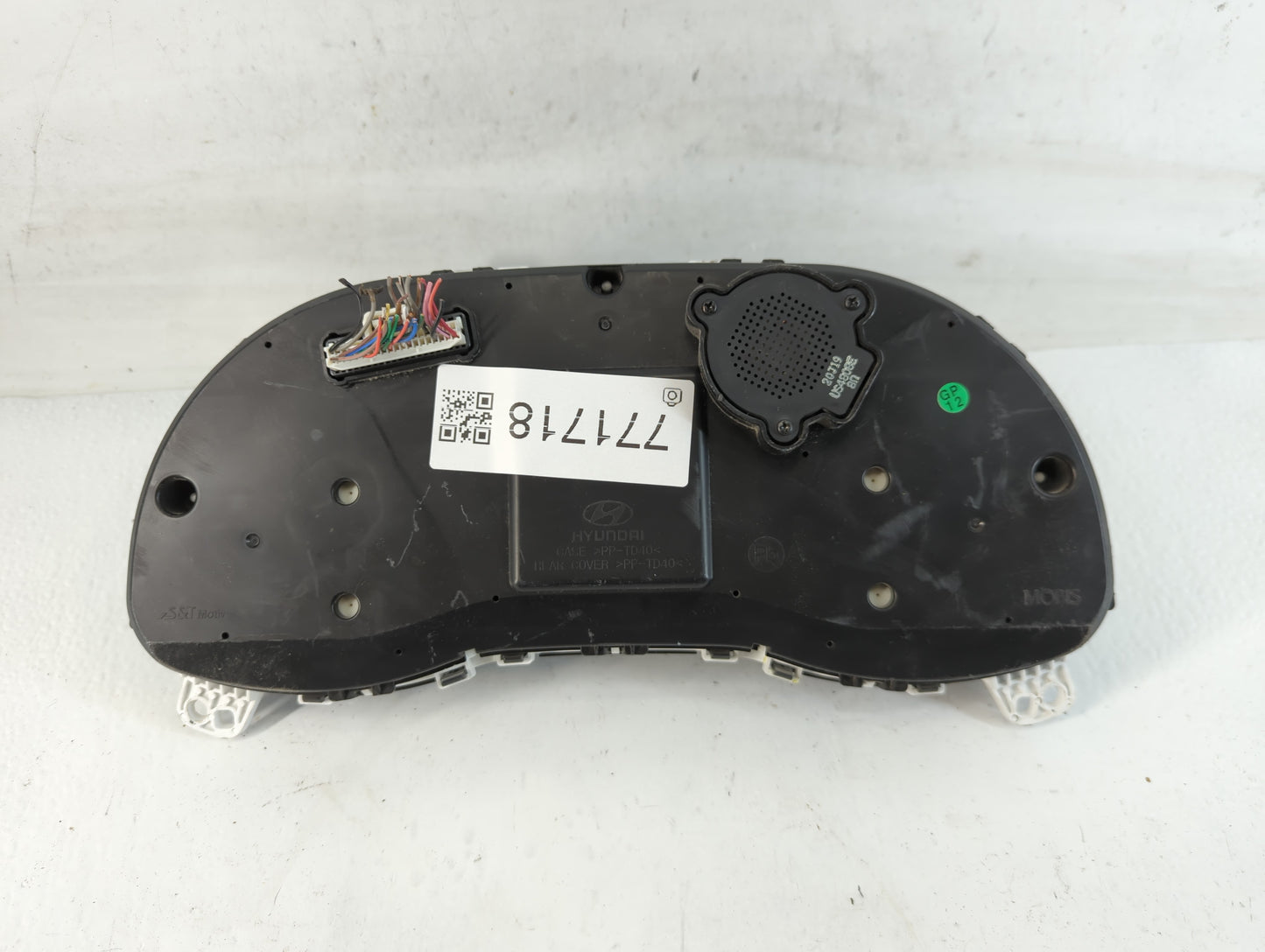 2020-2021 Hyundai Kona Instrument Cluster Speedometer Gauges P/N:IC0-19D105 94021J9320 Fits Fits 2020 2021 OEM Used Auto Par