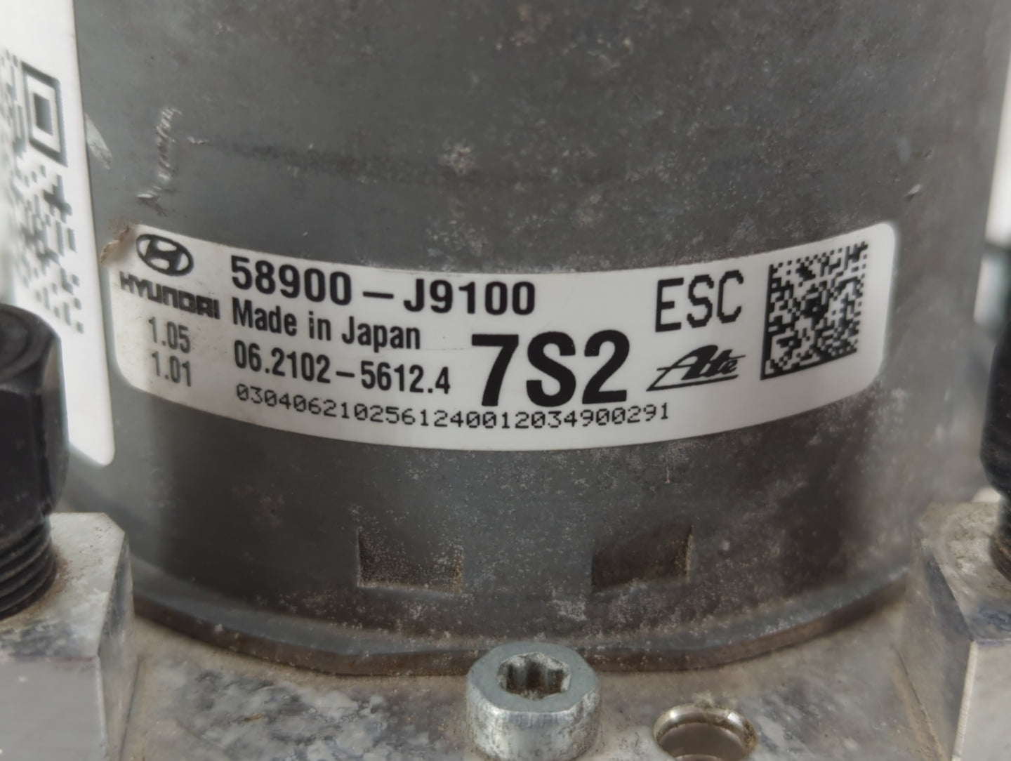 2018-2021 Hyundai Kona ABS Pump Control Module Replacement P/N:58900-J9100 Fits Fits 2018 2019 2020 2021 OEM Used Auto Parts
