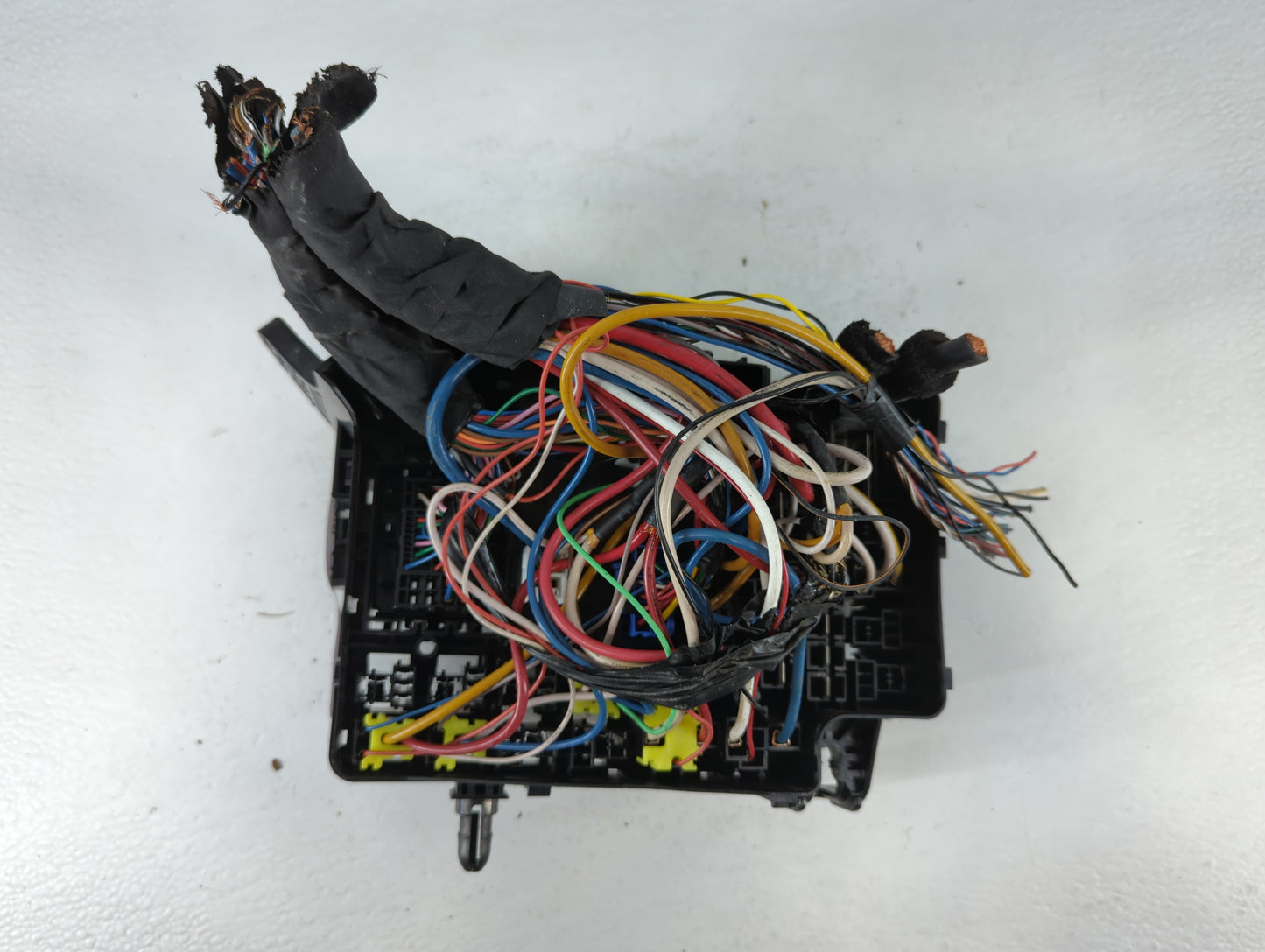 2018-2021 Hyundai Kona Fusebox Fuse Box Panel Relay Module P/N:91227 J9951 91227-J9951 Fits Fits 2018 2019 2020 2021 OEM Use