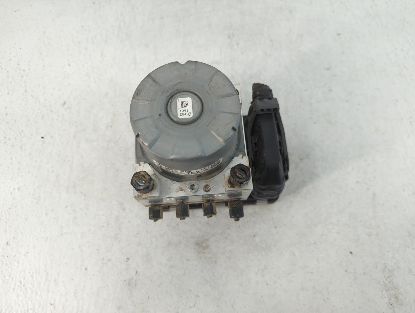 2018-2021 Hyundai Kona ABS Pump Control Module Replacement P/N:58900-J9100 Fits Fits 2018 2019 2020 2021 OEM Used Auto Parts