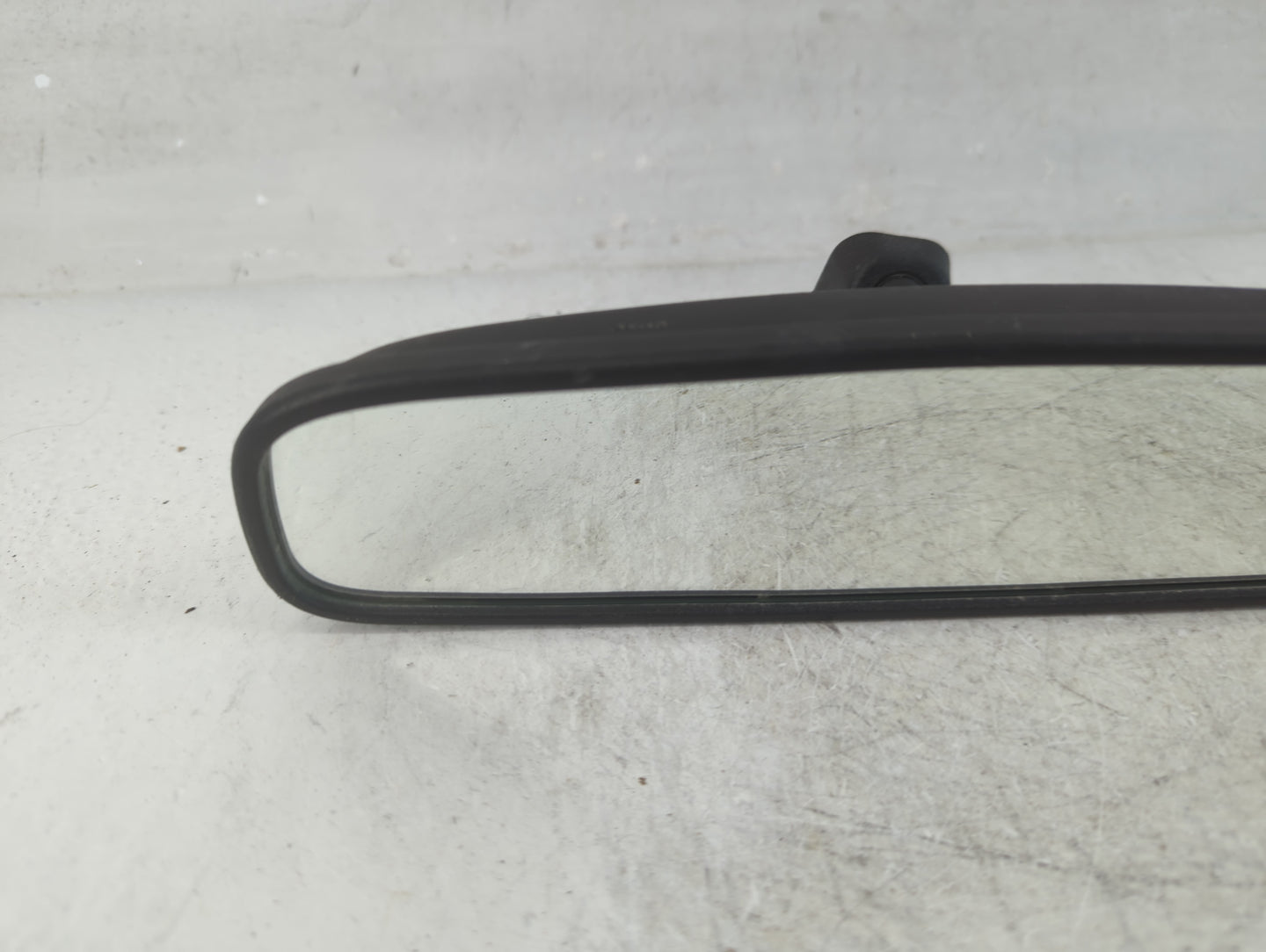 2018-2021 Hyundai Kona Interior Rear View Mirror Replacement OEM P/N:E13049848 Fits OEM Used Auto Parts - Oemusedautoparts1.