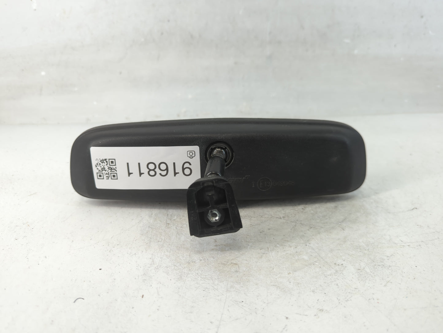 2018-2021 Hyundai Kona Interior Rear View Mirror Replacement OEM P/N:E13049848 Fits OEM Used Auto Parts - Oemusedautoparts1.