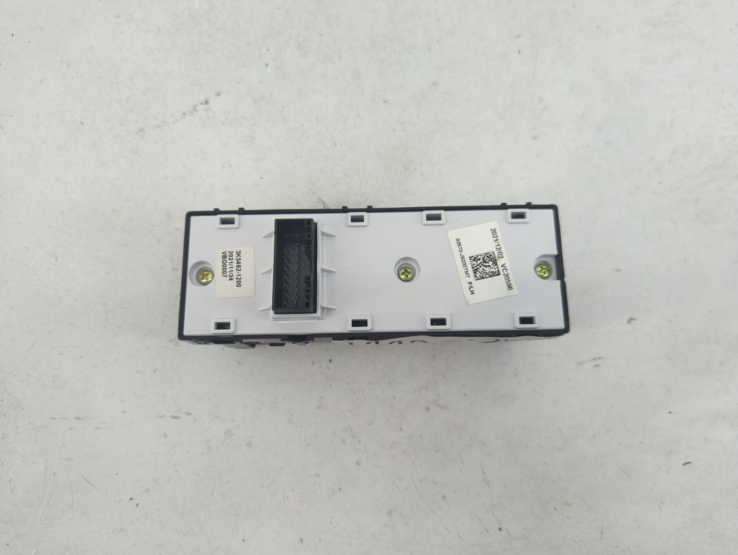 2019 Hyundai Kona Electric Master Power Window Switch Replacement Driver Side Left P/N:93570-J9200TMT 3K54921200 Fits OEM Us